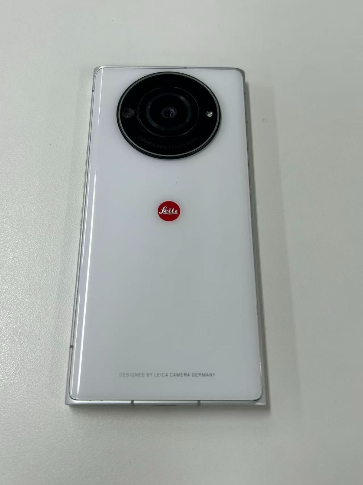 ジャンク】Leitz phone 2 ホワイト IDロックあり - メルカリ