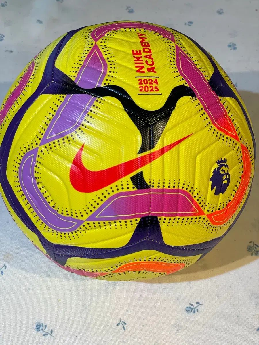 ナイキ アカデミー サッカーボール 2024 2025
