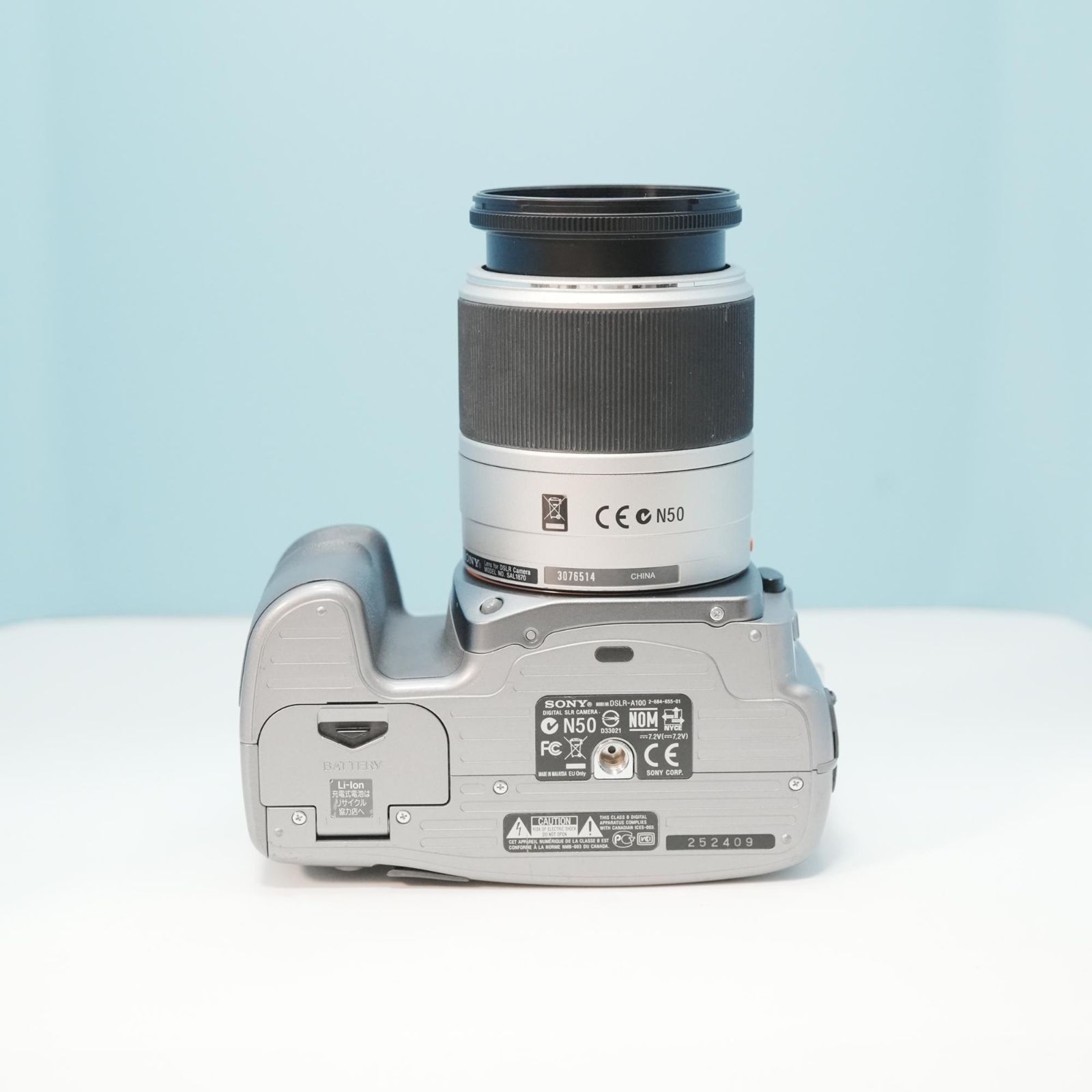 SONY α100 外観美品　充電器　レンズつき SONY α100 DSLR-A100 一眼レフ スマホ転送OK フルセット 美品 a6632
