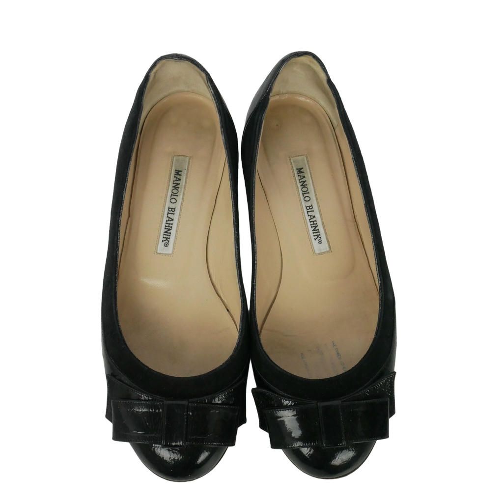 MANOLO BLAHNIK マノロブラニク　エナメル黒　37 着用1回 マノロブラニク MANOLO BLAHNIK エナメル スエード リボン パンプス