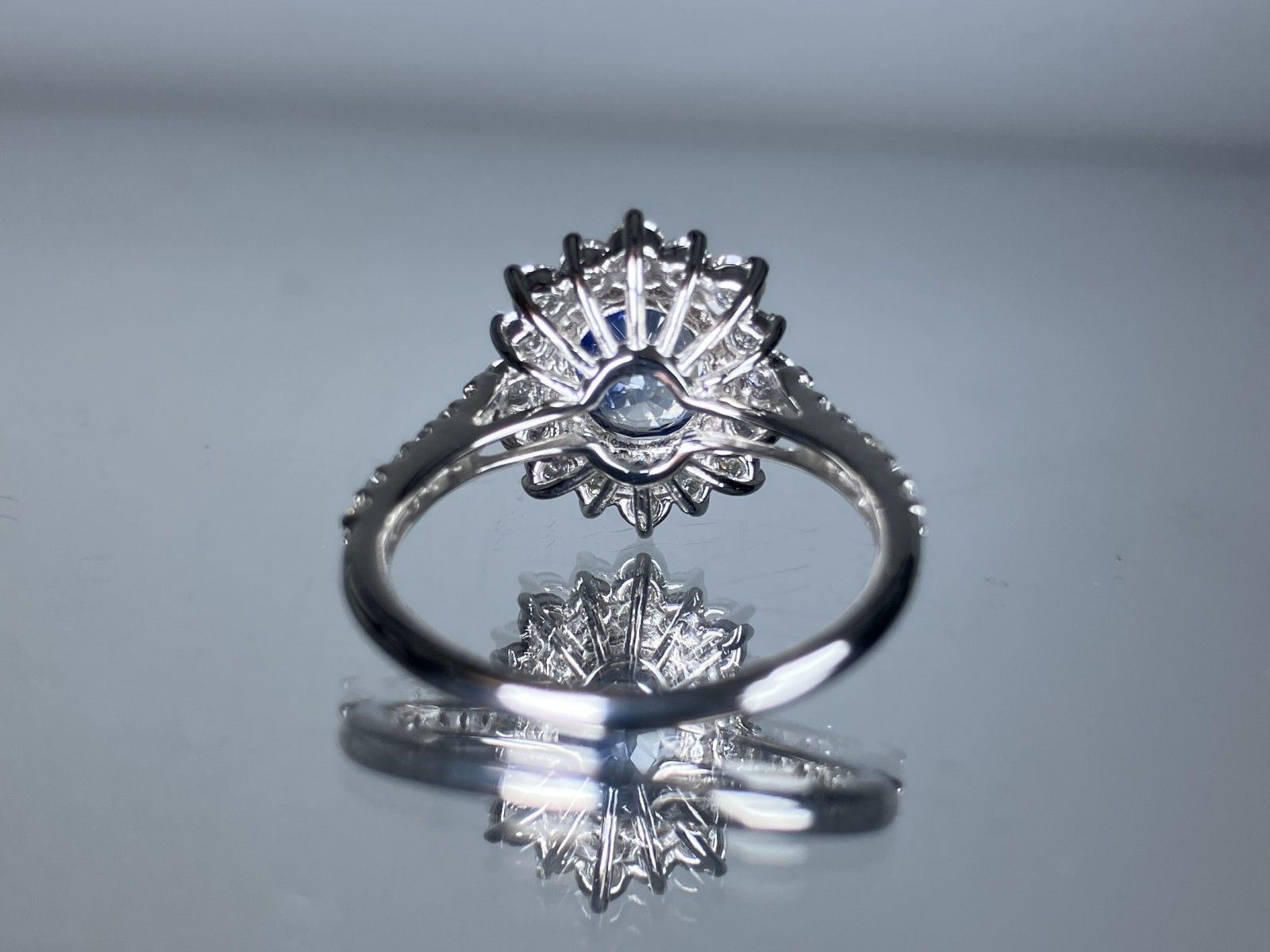 サファイア 1.04ct コンフラワーブルー Cornflower blue AIGS鑑別書 D0