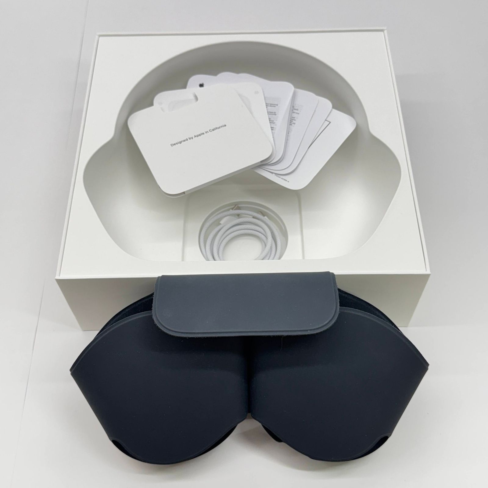 美品 Apple AirPods Max MWW43ZA/A ミッドナイト A3184【C7877-80