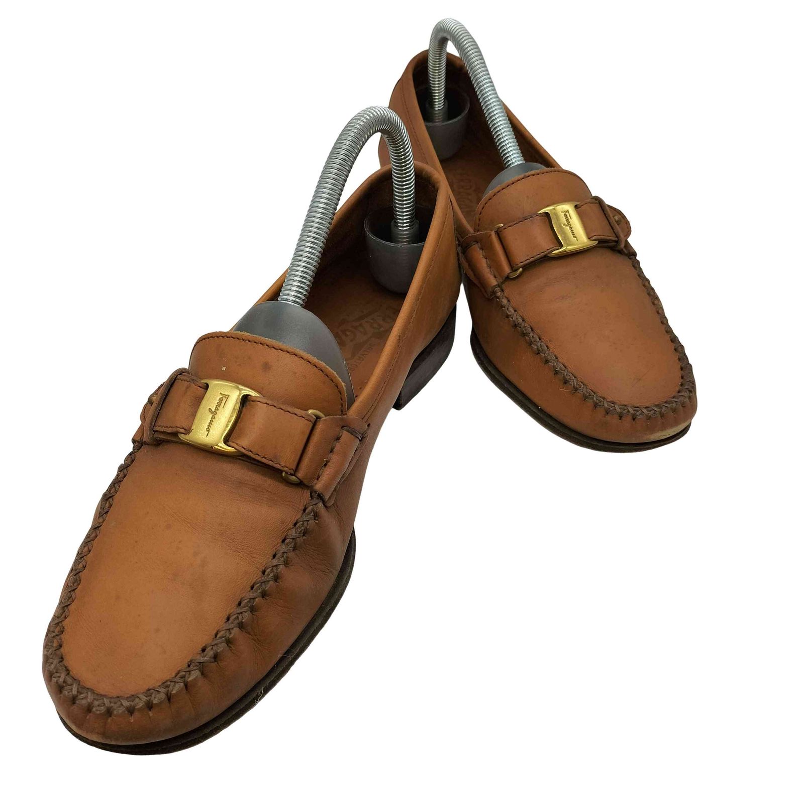サルヴァトーレフェラガモ Salvatore Ferragamo イタリア製 ヴァラ