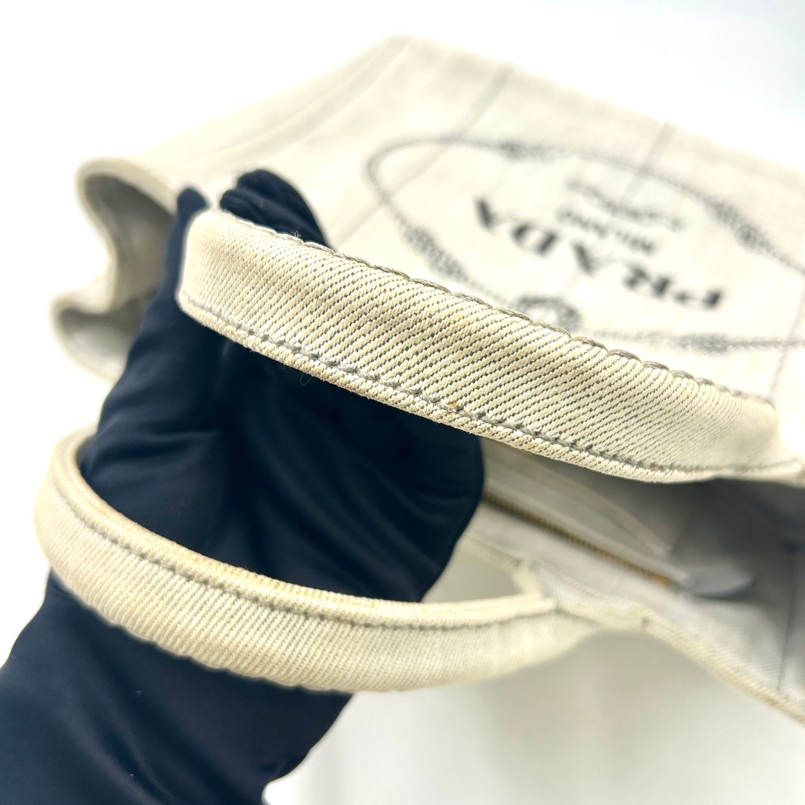 PRADA カナパ デニム ライトグレー トートバッグ ゴールド - メルカリ