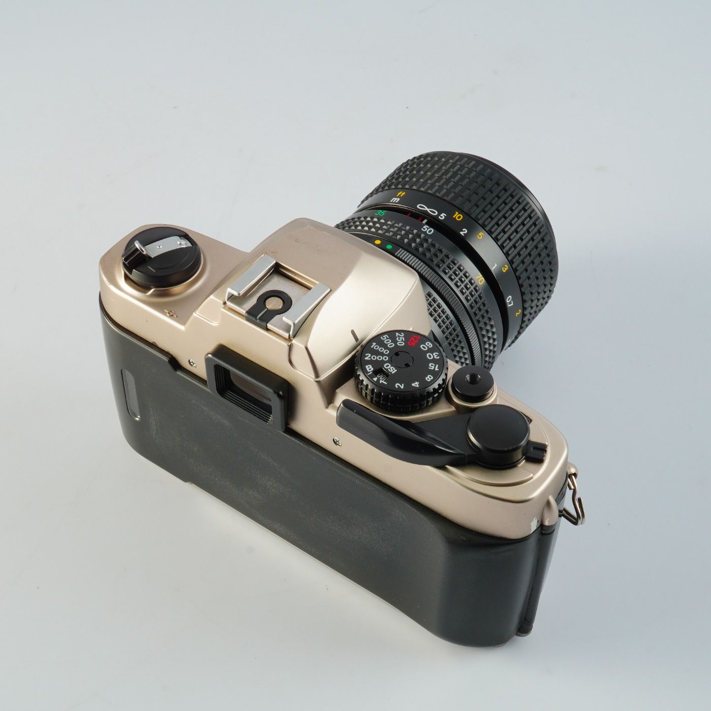 Nikon ニコン FM10 + Ai-S ZOOM Nikkor 35-70mm F/3.5-4.8 MF フィルム