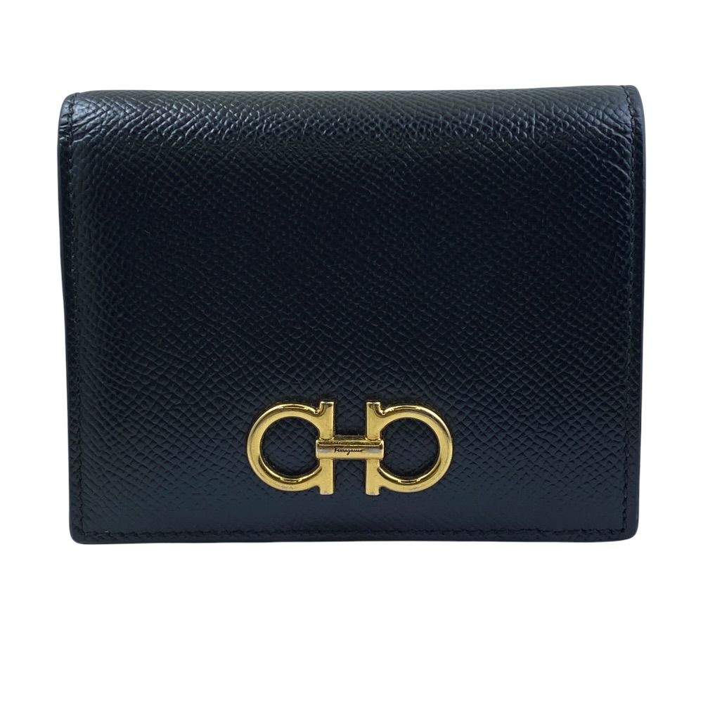 Salvatore Ferragamo フェラガモ ガンチーニ 二つ折り財布 折財布 22 D780 0726512 レザー ブラック ゴールド 上品 洗練 高級感 エレガント 人気 定番 スタイリッシュ 実用的 ラグジュアリー