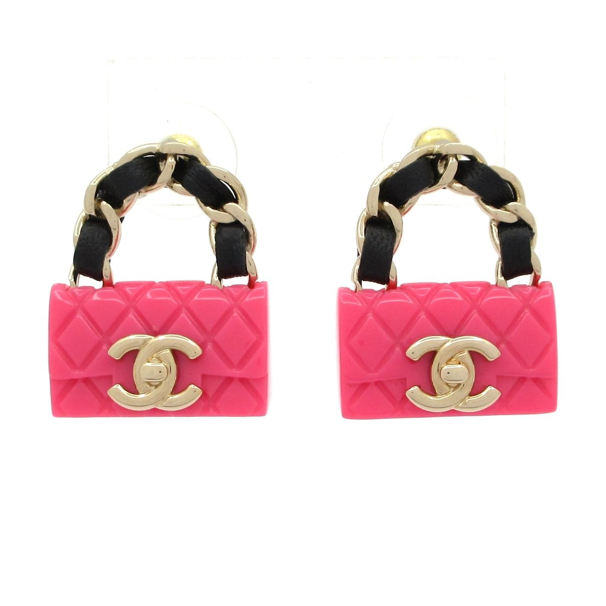 CHANEL(シャネル) ピアス美品 - レザー ピンク×ゴールド×黒 マトラッセ バッグ モチーフ