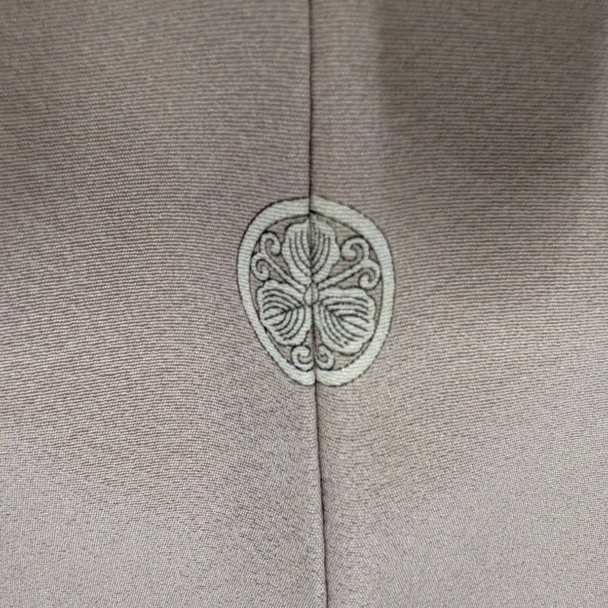 6125］色留袖 美品 草花 金彩 比翼付 五つ紋 木瓜 正絹 着物 袷