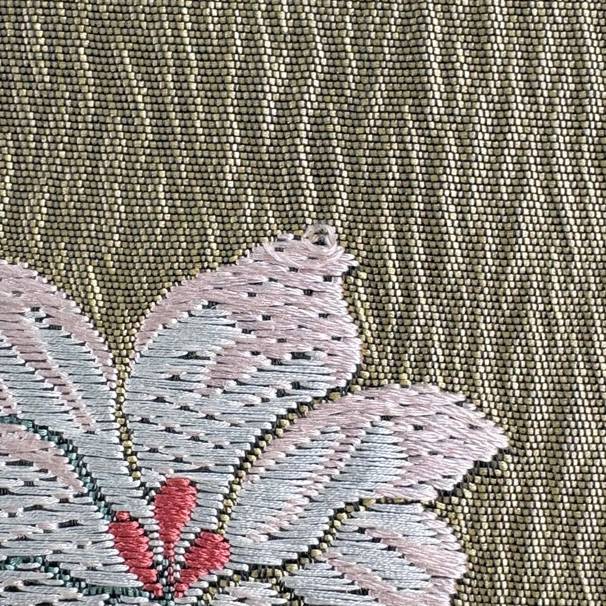 九寸名古屋帯（枝小花文）正絹美品 美品】 名古屋帯 優品 枝花 鶯色 正絹 【中古】 - メルカリ
