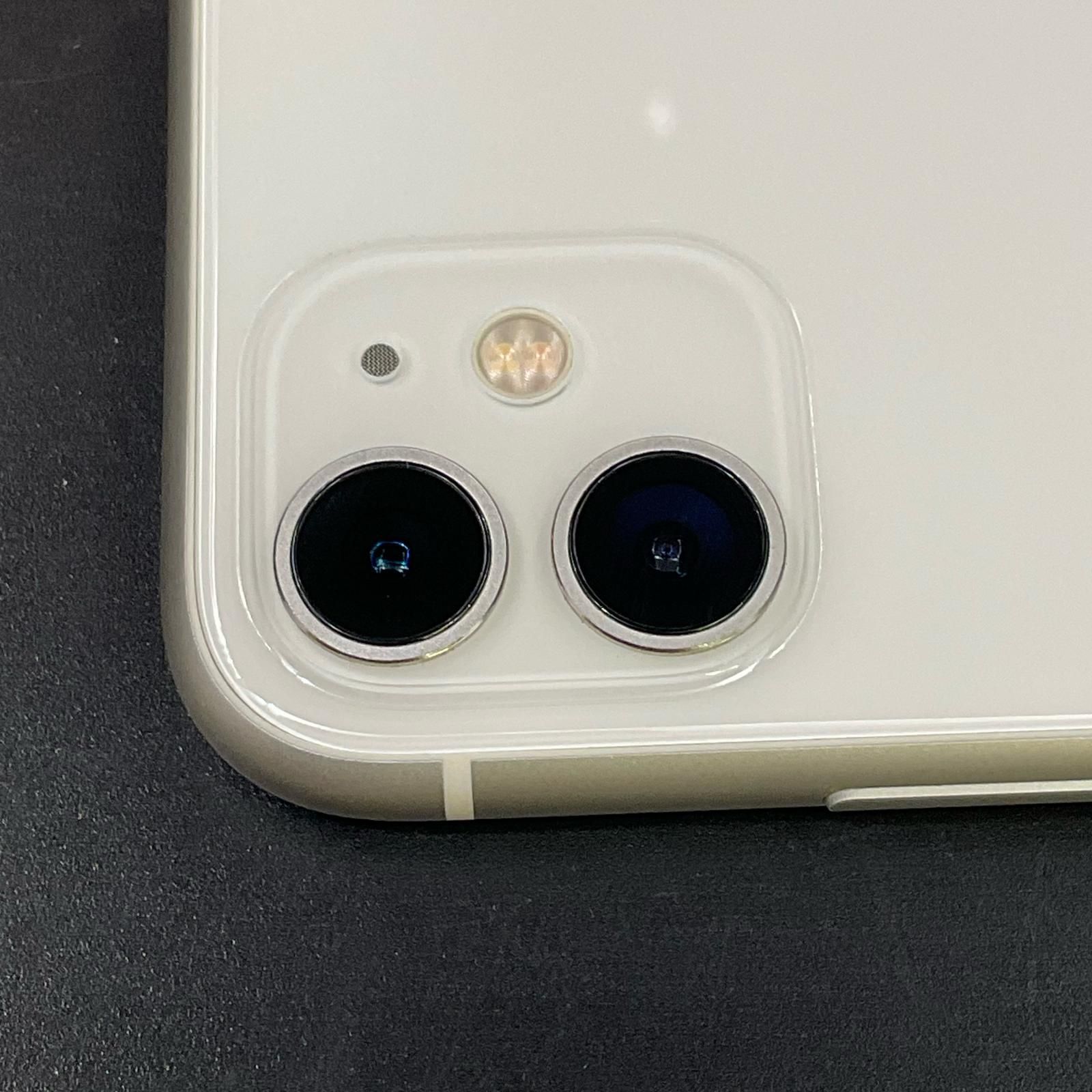 iPhone 11 128GB ホワイト SIMフリー 中古 動作確認済 - メルカリ