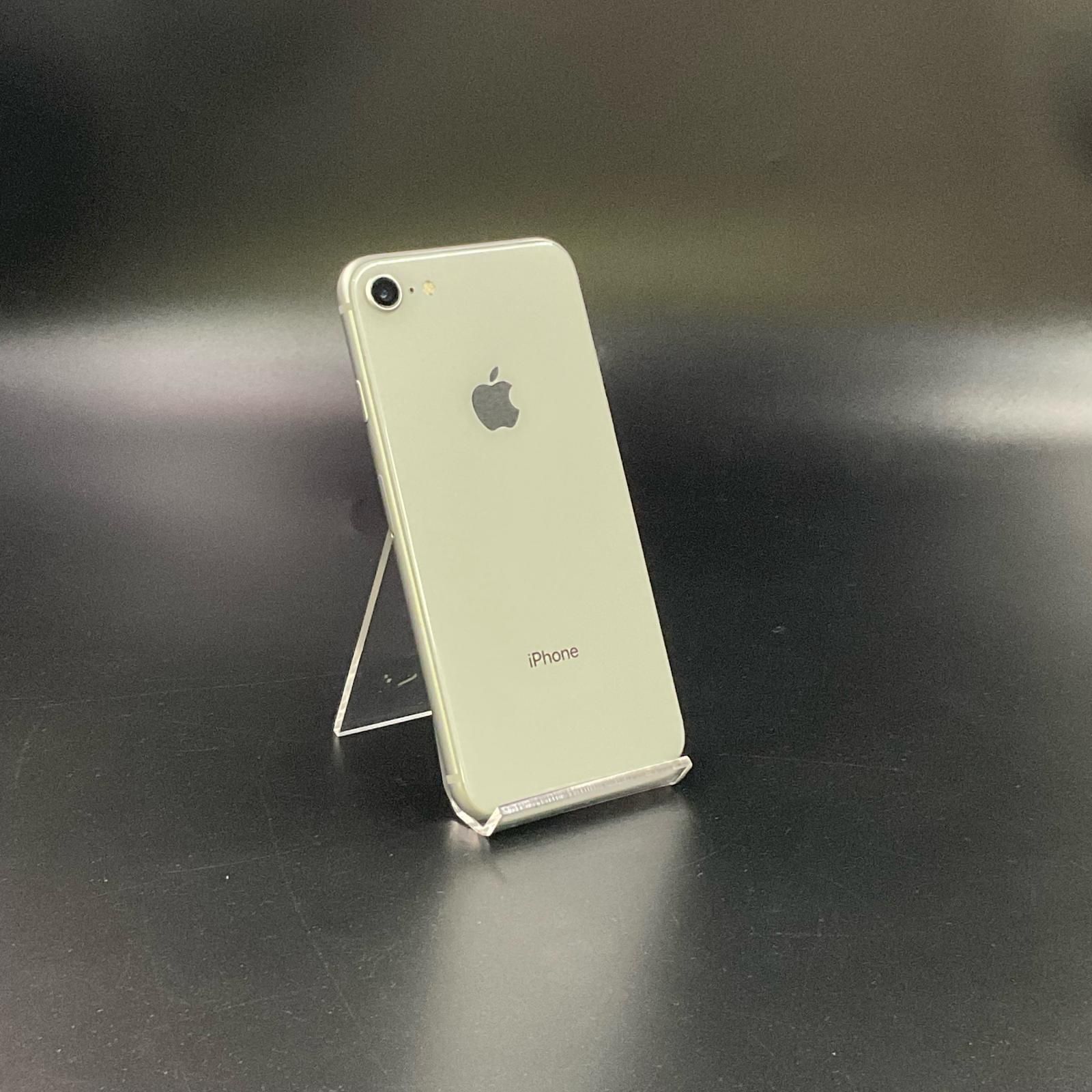 iPhone 8 64GB シルバー docomo SIMフリー - メルカリ
