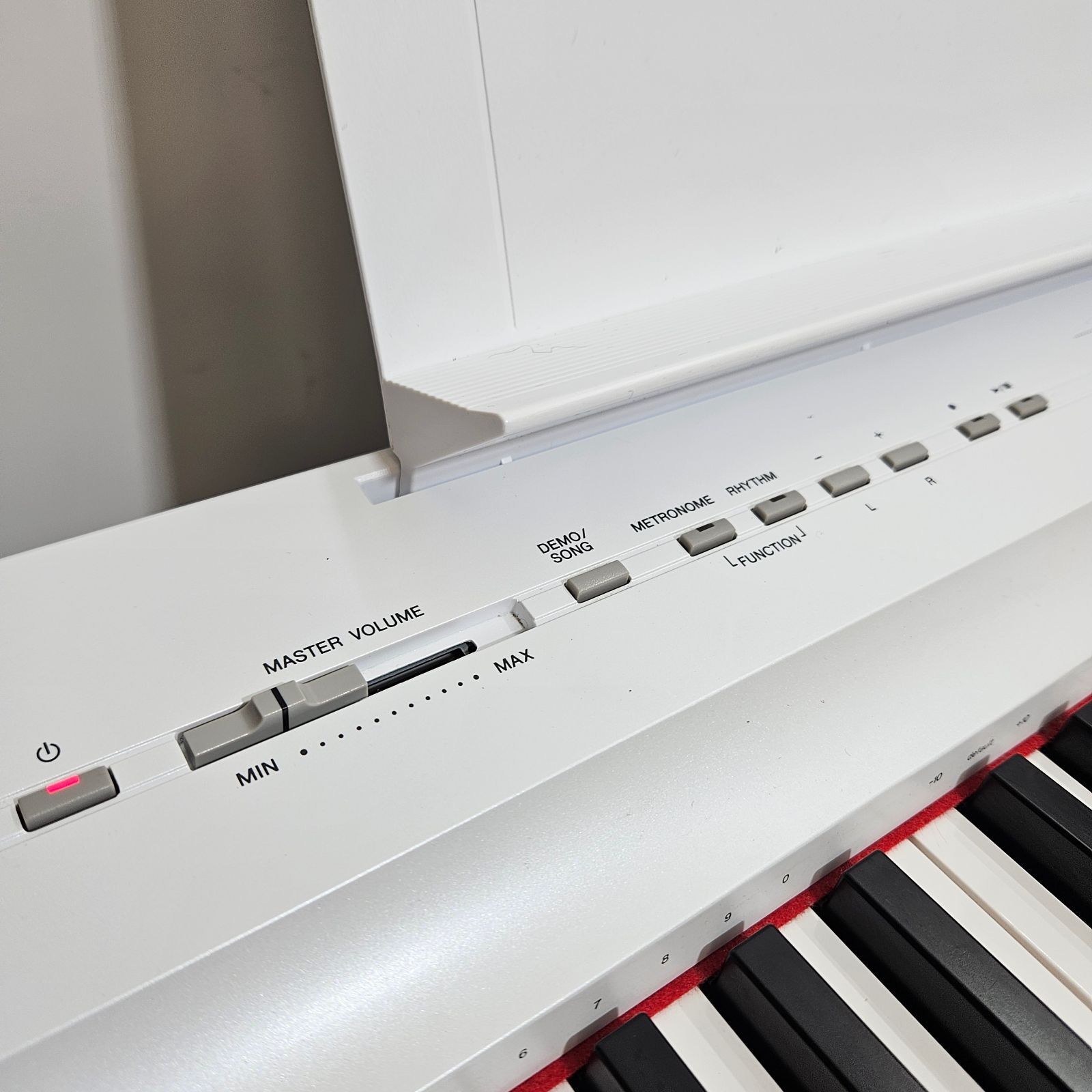 美品】21年製 ヤマハ YAMAHA 電子ピアノ Pシリーズ 88鍵盤 ホワイト P