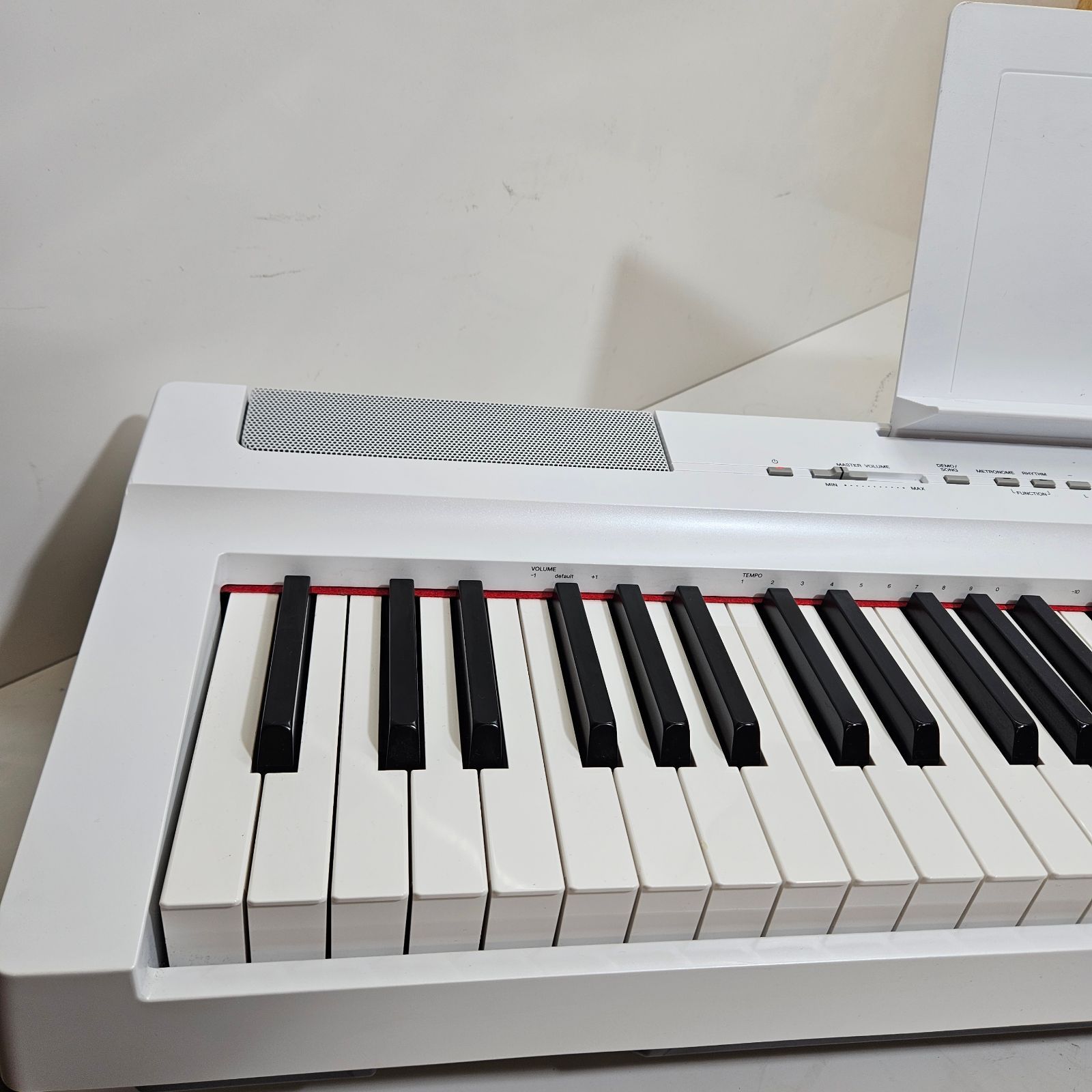 美品】21年製 ヤマハ YAMAHA 電子ピアノ Pシリーズ 88鍵盤 ホワイト P