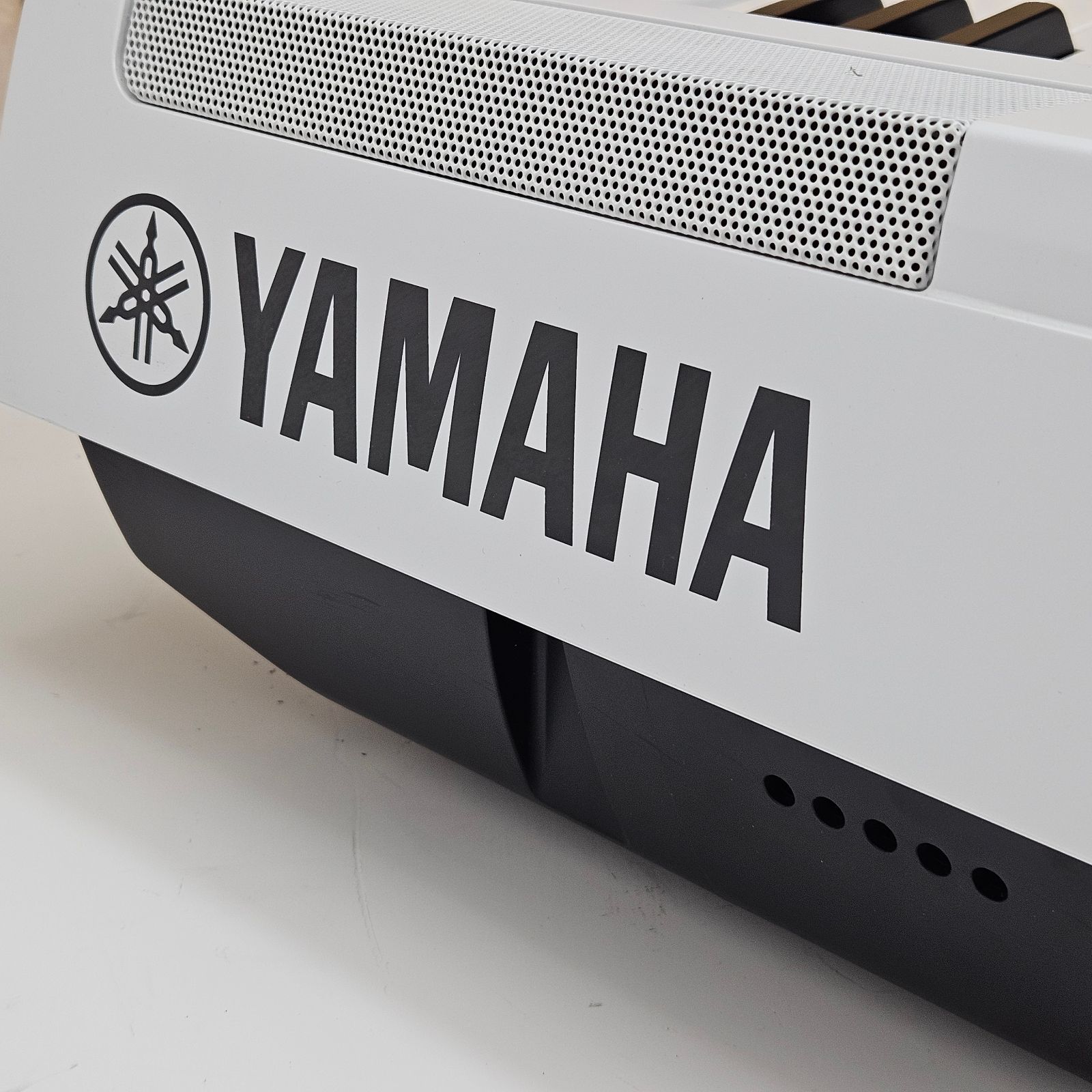 美品】21年製 ヤマハ YAMAHA 電子ピアノ Pシリーズ 88鍵盤 ホワイト P