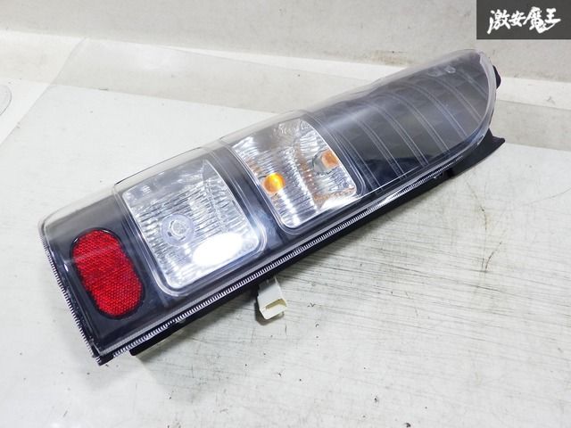 破損無し！】ハイエース 200ハイエース EAGLEEYES イーグルアイ LED