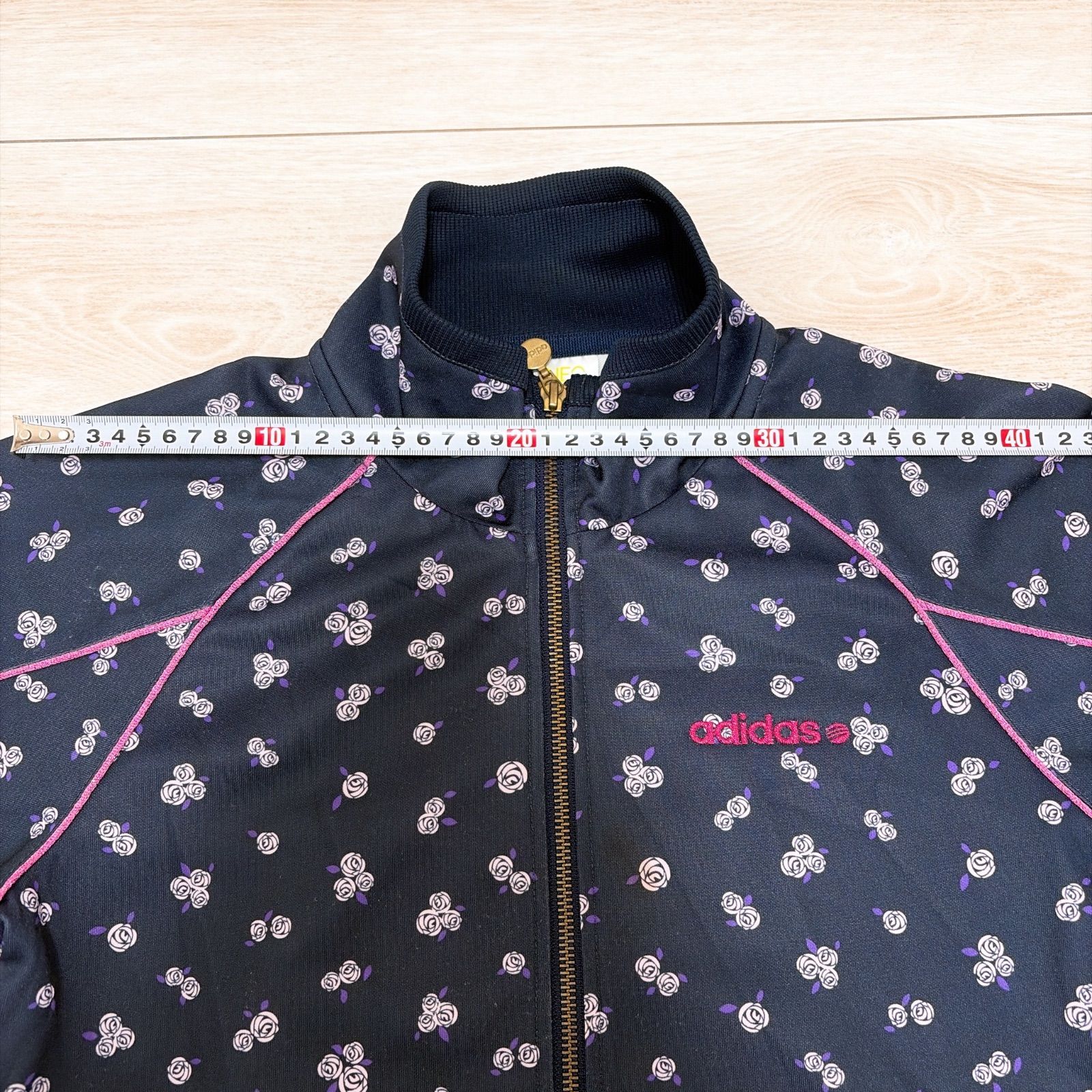 adidas アディダス ジャージ トラックジャケット ロゴ刺繍 花柄