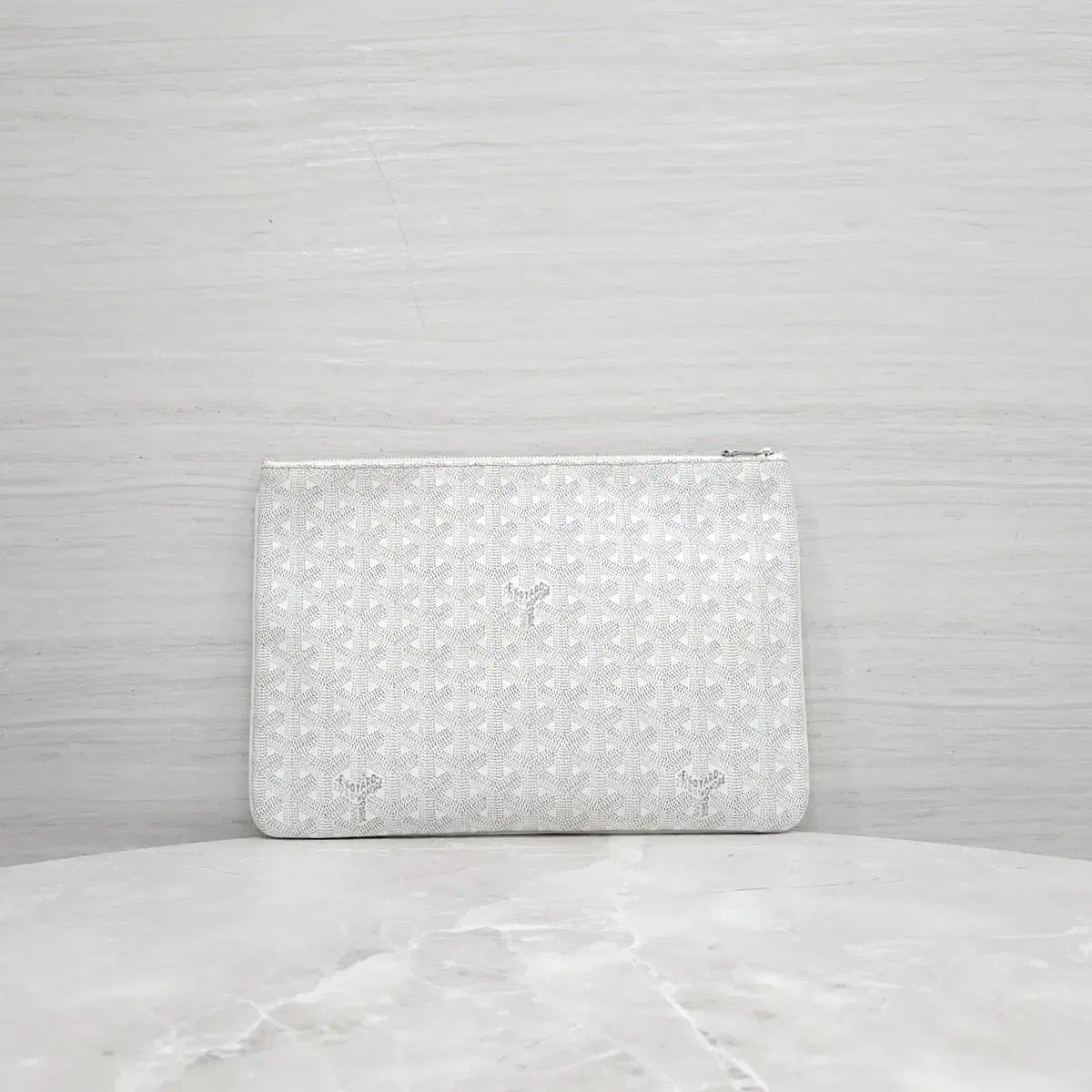 Masion Goyard ゴヤール 白 スペシャル 瀬名 泉 クラッチバッグ MM 
