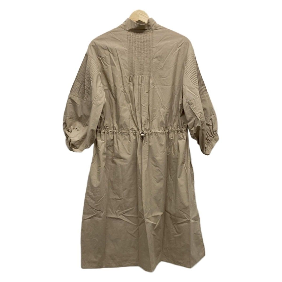 AKRIS(アクリス) ワンピース サイズ42 L レディース - ベージュ 長袖