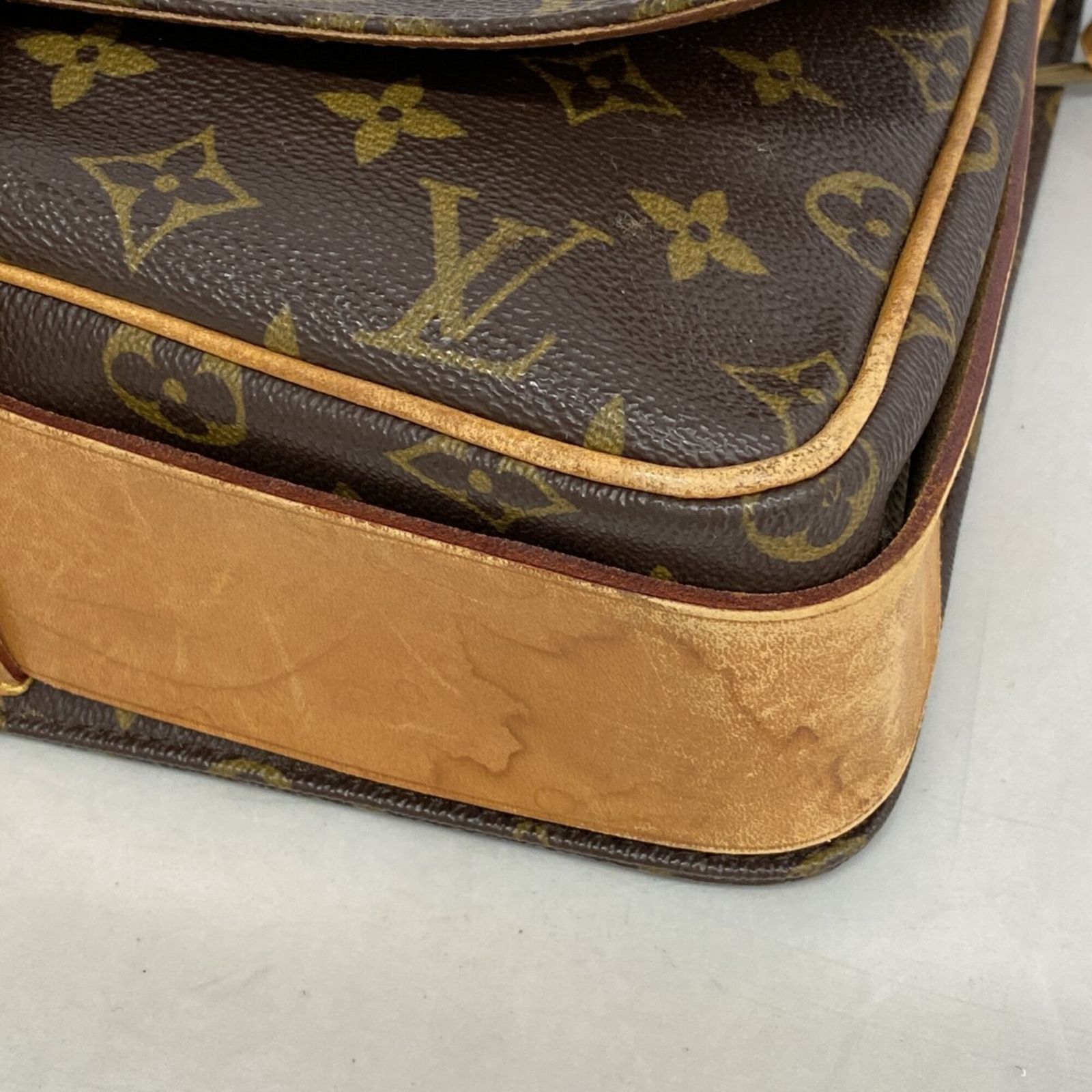 ルイ・ヴィトン(Louis Vuitton) ルイ・ヴィトン ショルダーバッグ