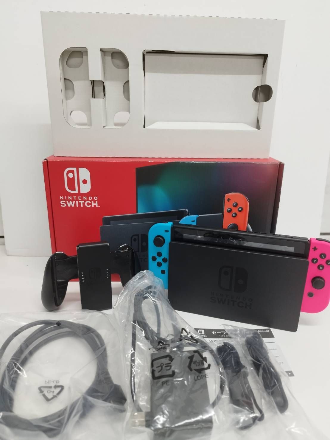 良品】Nintendo Switch 本体 HAC-001(-01)/2020年製/バッテリー強化版
