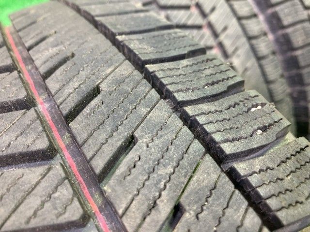 BRIDGESTONE スタッドレス ブリヂストン ブリザックVRX3 155/65R14 4本 8ミリ 2023年 BRIDGESTONE スタッドレス ブリヂストン ブリザックVRX3 155/65R14 4本 8ミリ 2023年
