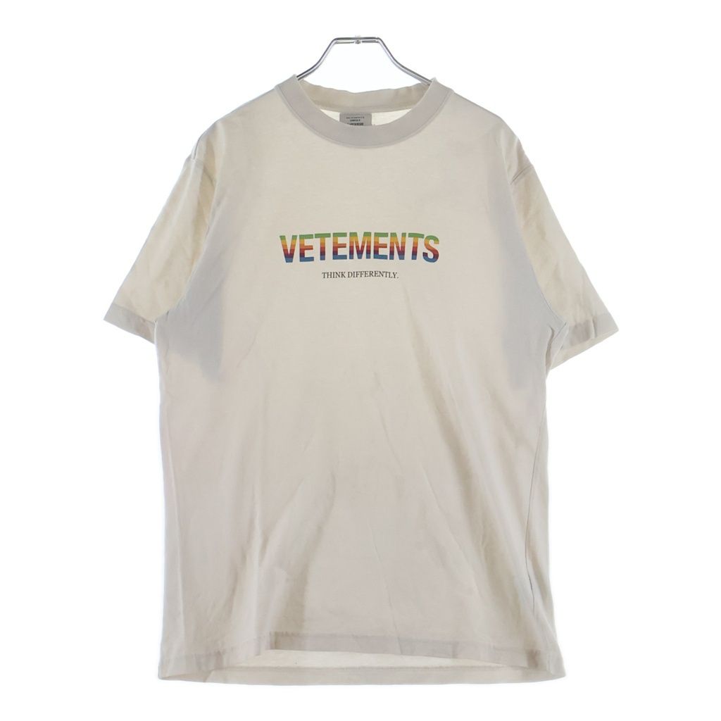 定番，本物保証 VETEMENTS (ヴェトモン) TINK DIFFERETLY ロゴプリント