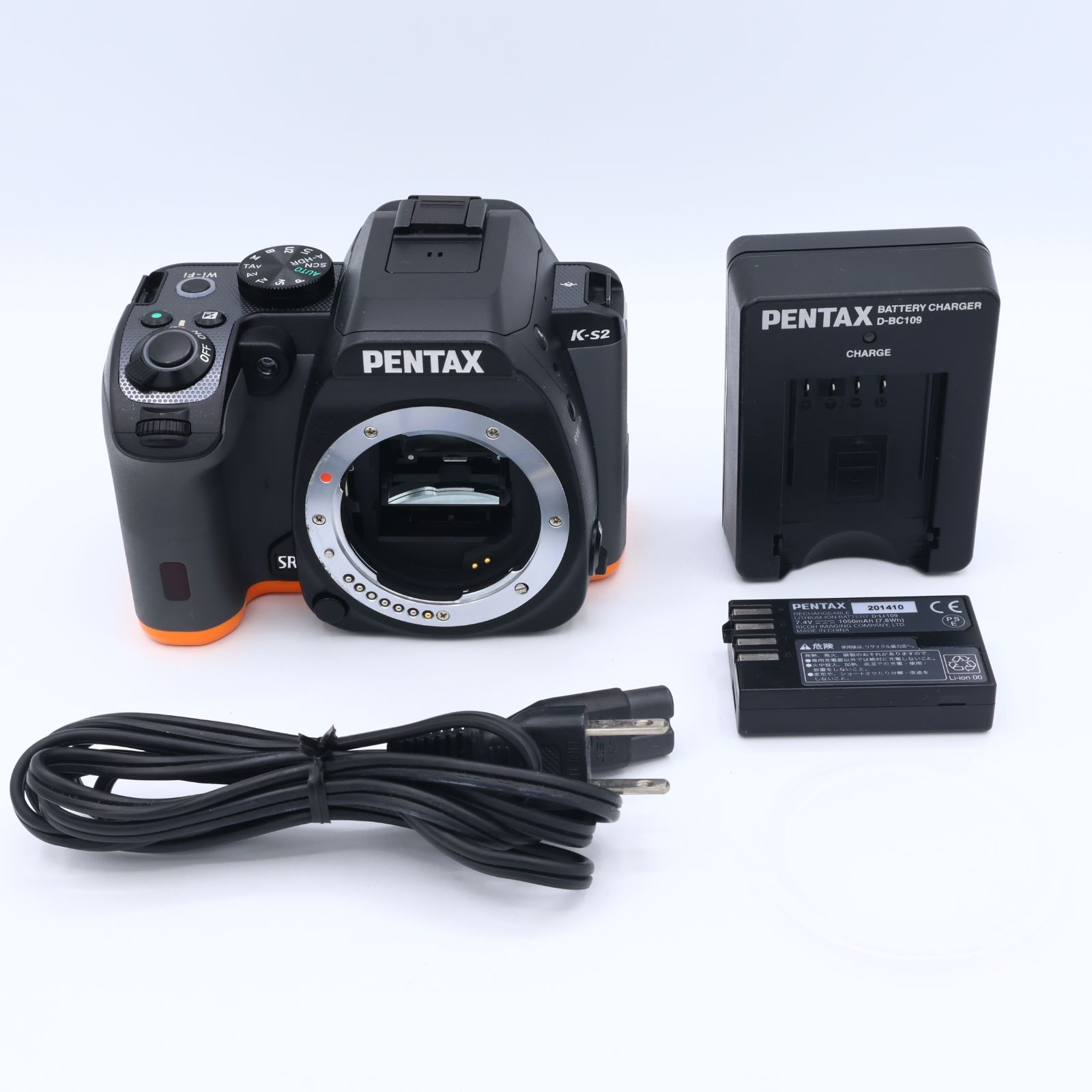 【シャッター回数：7682回】PENTAX ペンタックス デジタル一眼レフ PENTAX K-S2 ボディ (ブラック×オレンジ) K-S2 BODY #260512_6145213