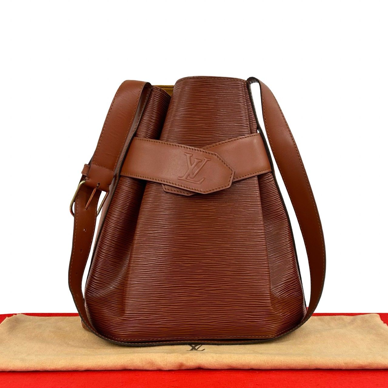 極 美品 ルイヴィトン エピ レザー ショルダーバッグ ポシェット レッド
