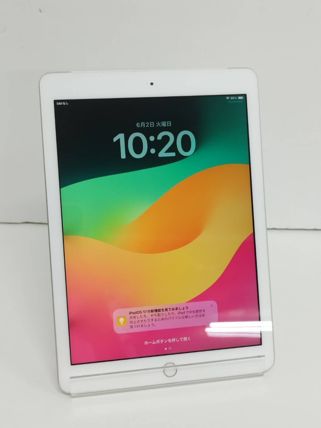 ち*こ様 iPad 9.7インチ (第6世代) 32GB セルラー Wi-Fi+セルラー】iPad 第6世代/9.7インチ/A1954/32GB〈MR6P2J/A