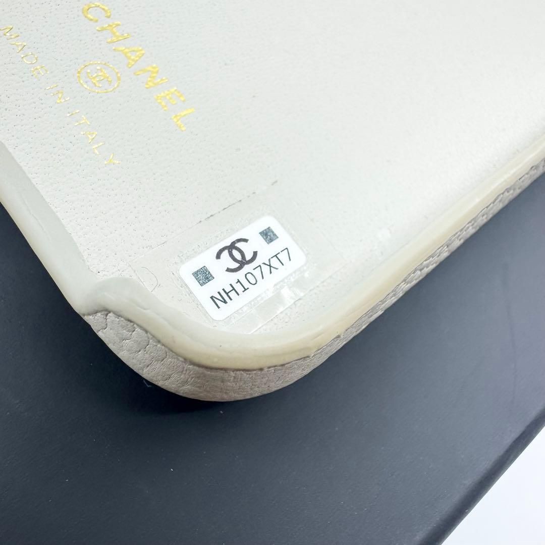 美品】CHANEL iPhone 15PRO MAX ケース キャビアスキン - メルカリ