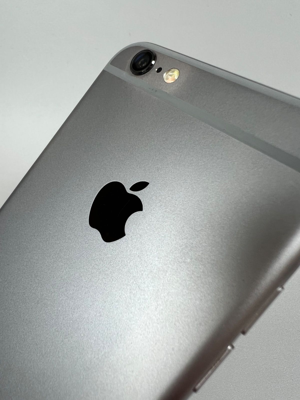 iPhone6 64GB スペースグレイ docomo simフリー - メルカリ