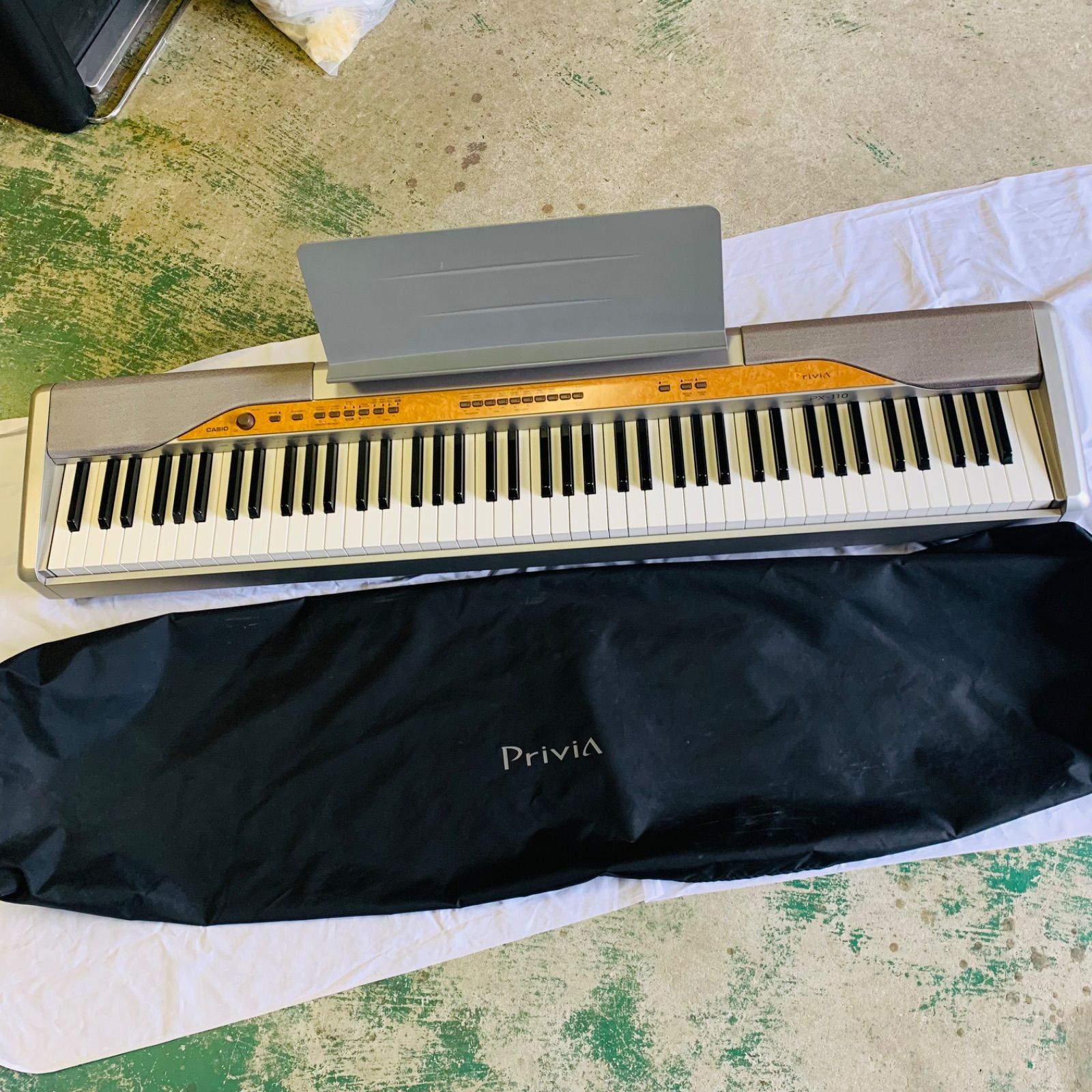 電子ピアノ CASIO PX-110 2005年製 椅子なし 動作問題なし 5r80.CASIO Privia 電子ピアノ PX-110 2005年製 - メルカリ