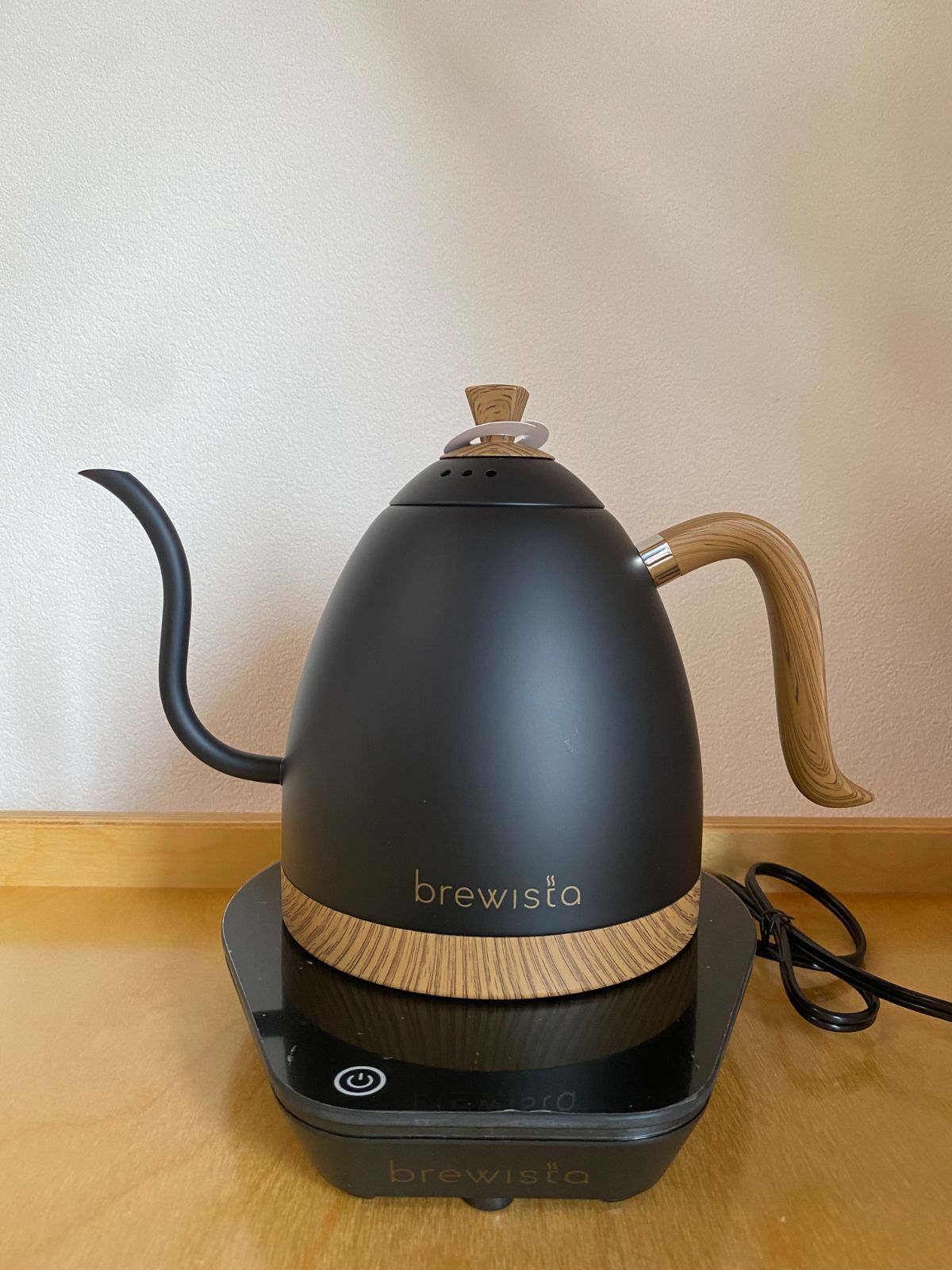 【大特価】brewista ブリューイスタ 1.0L マットブラック 電気ケトル 温度調節 保温機能 細口 コーヒーケトル ドリップケトル 電気ポット 湯沸かしポット おしゃれ かわいい 北欧 軽量 軽い 持ちやすい タイマー インテリア コーヒー 珈琲