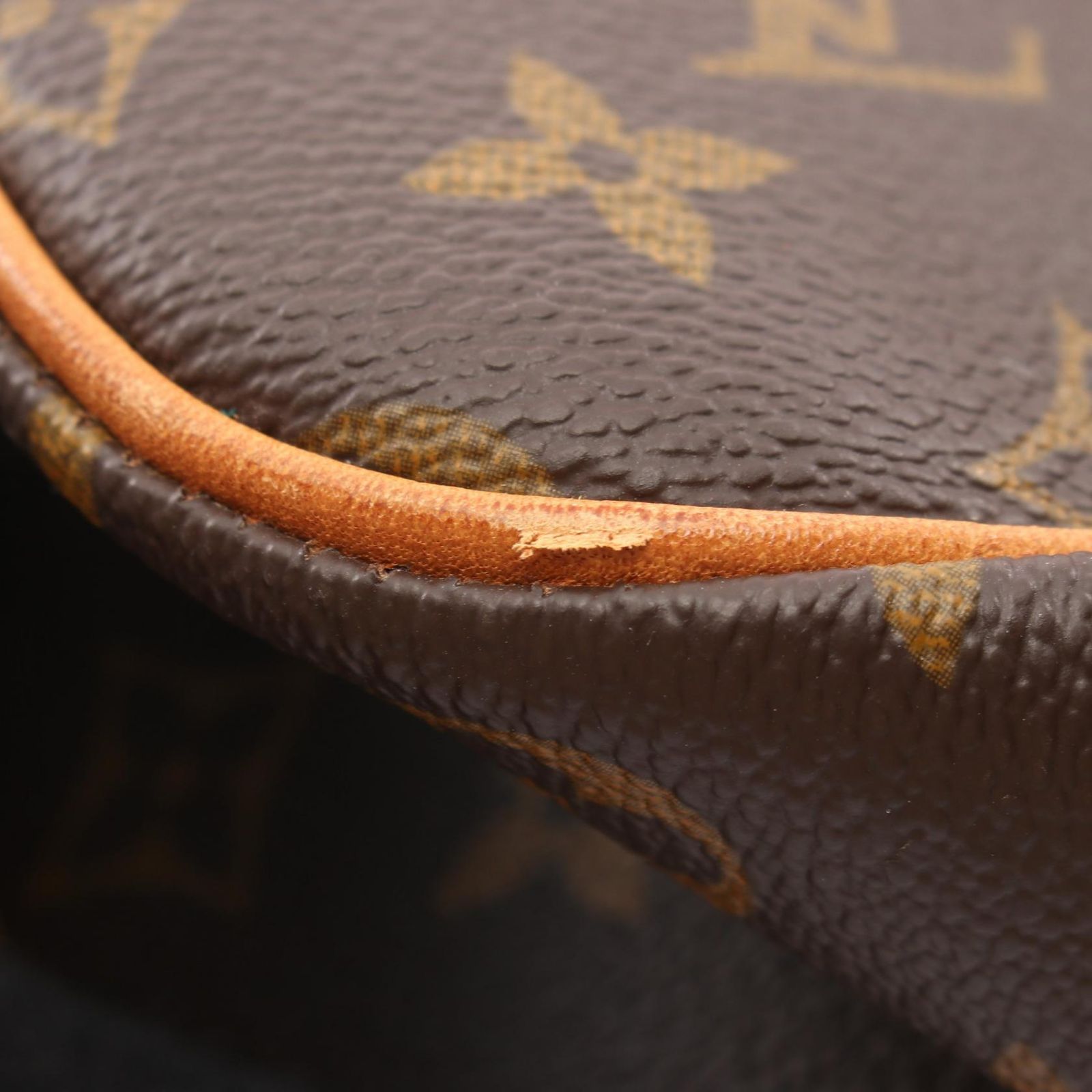 ルイ・ヴィトン LOUIS VUITTON ショルダーバッグ ジベシエールGM