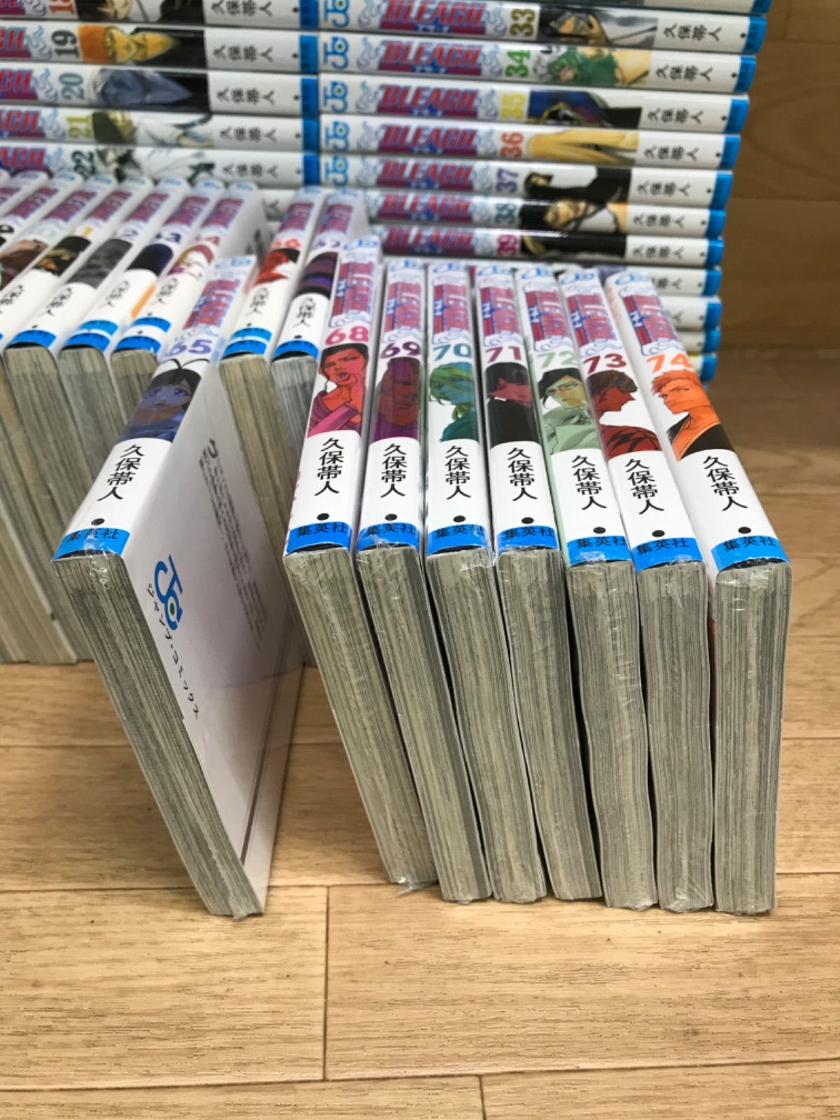 ☆②【未開封あり】BLEACH ブリーチ 1～74巻 全巻＋関連本3冊＋BURN