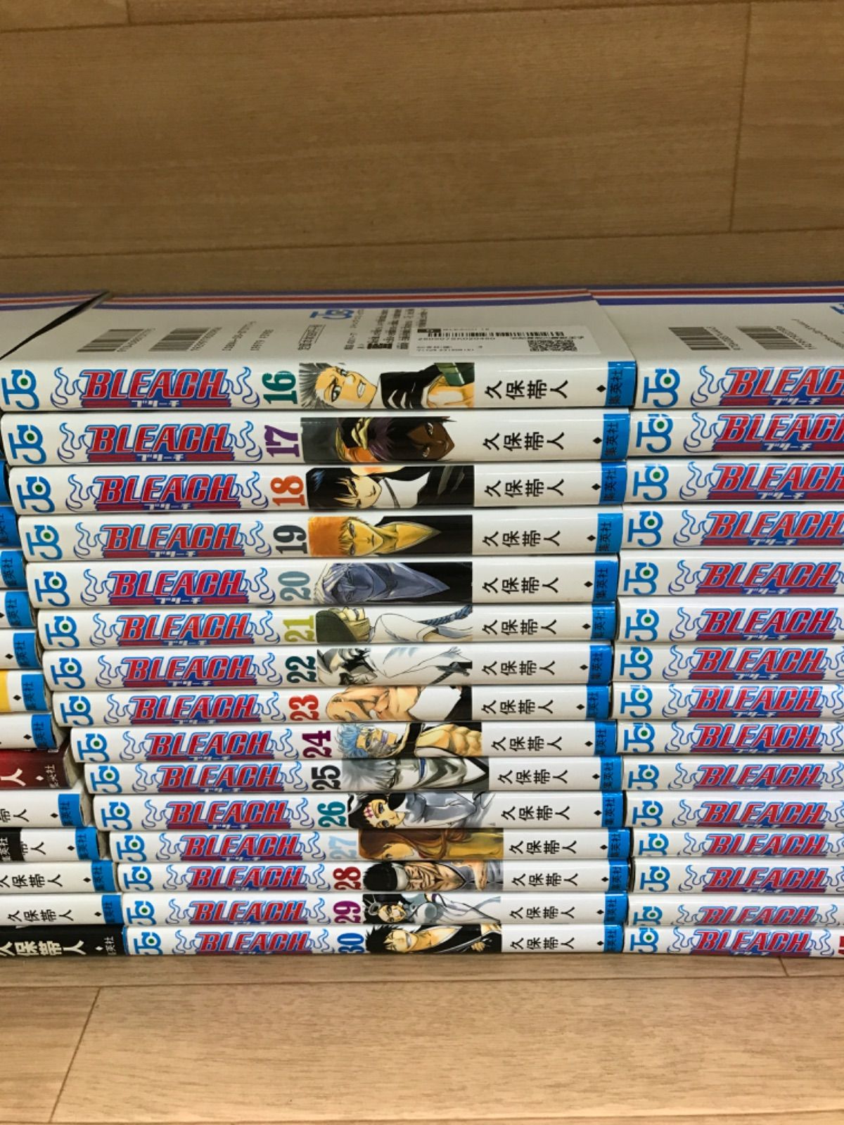 ☆②【未開封あり】BLEACH ブリーチ 1～74巻 全巻＋関連本3冊＋BURN