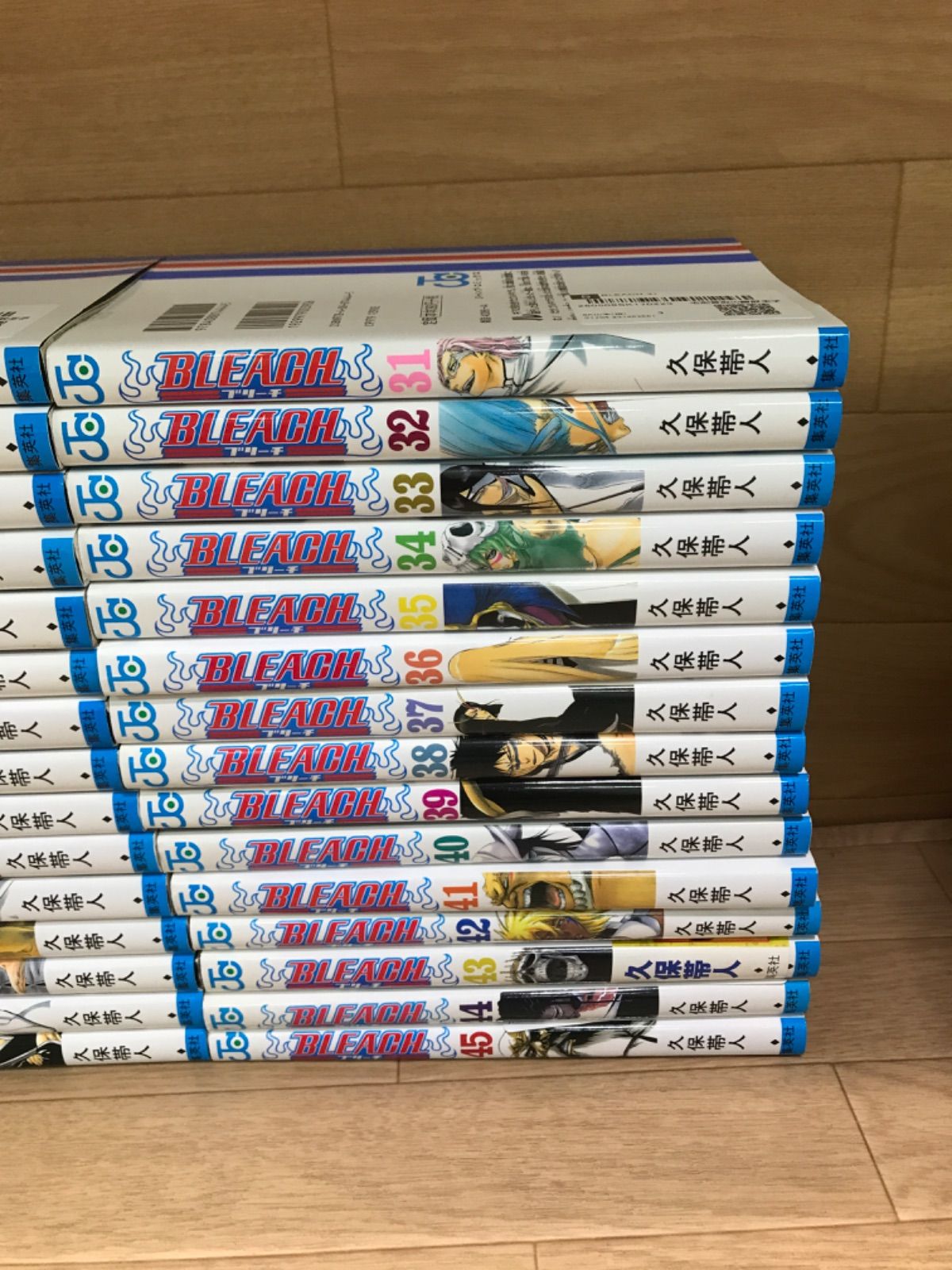 ☆②【未開封あり】BLEACH ブリーチ 1～74巻 全巻＋関連本3冊＋BURN
