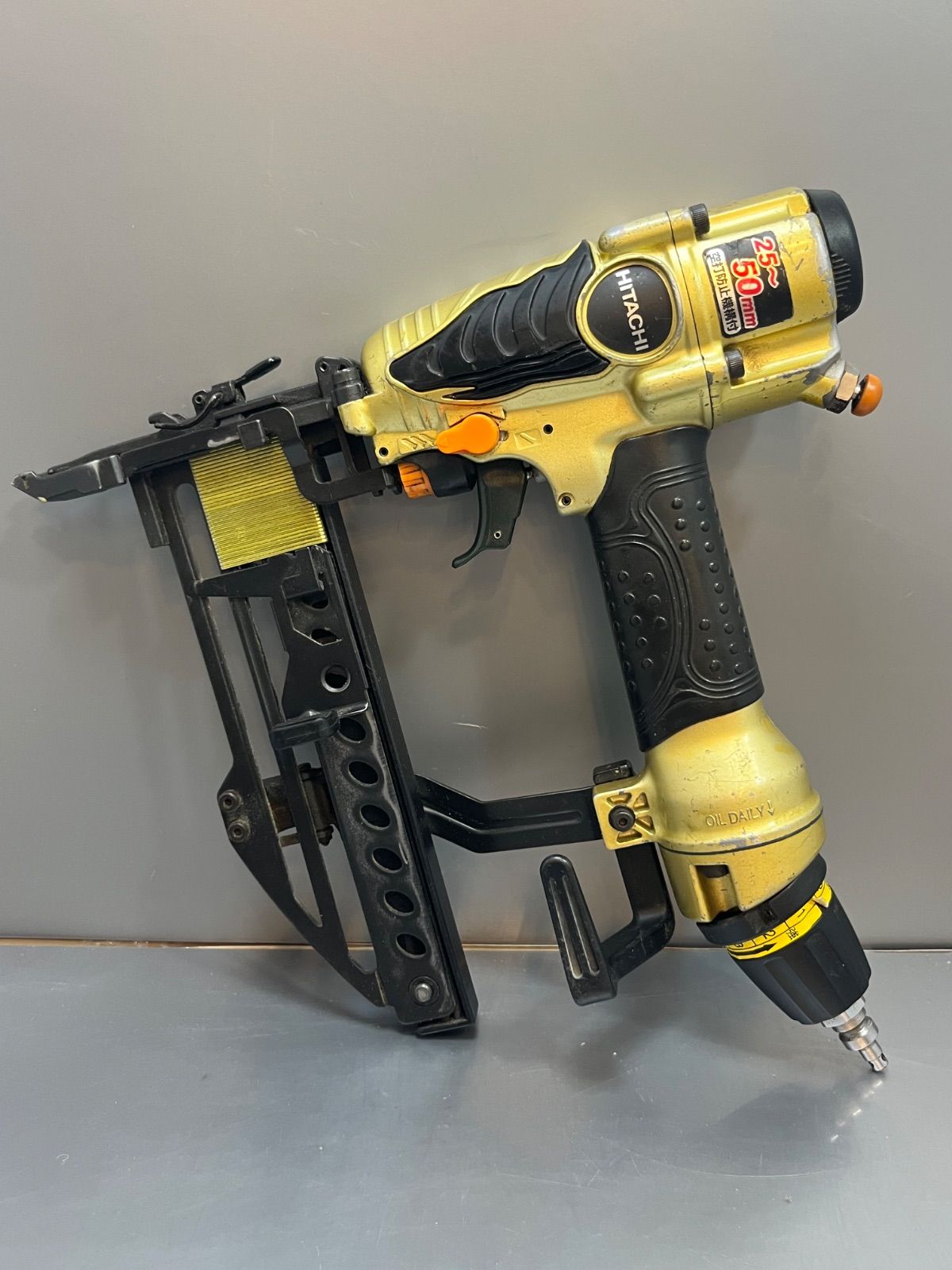 HiKOKI（旧日立工機）　高圧 フロア用タッカ N5004HMF　動作品　店