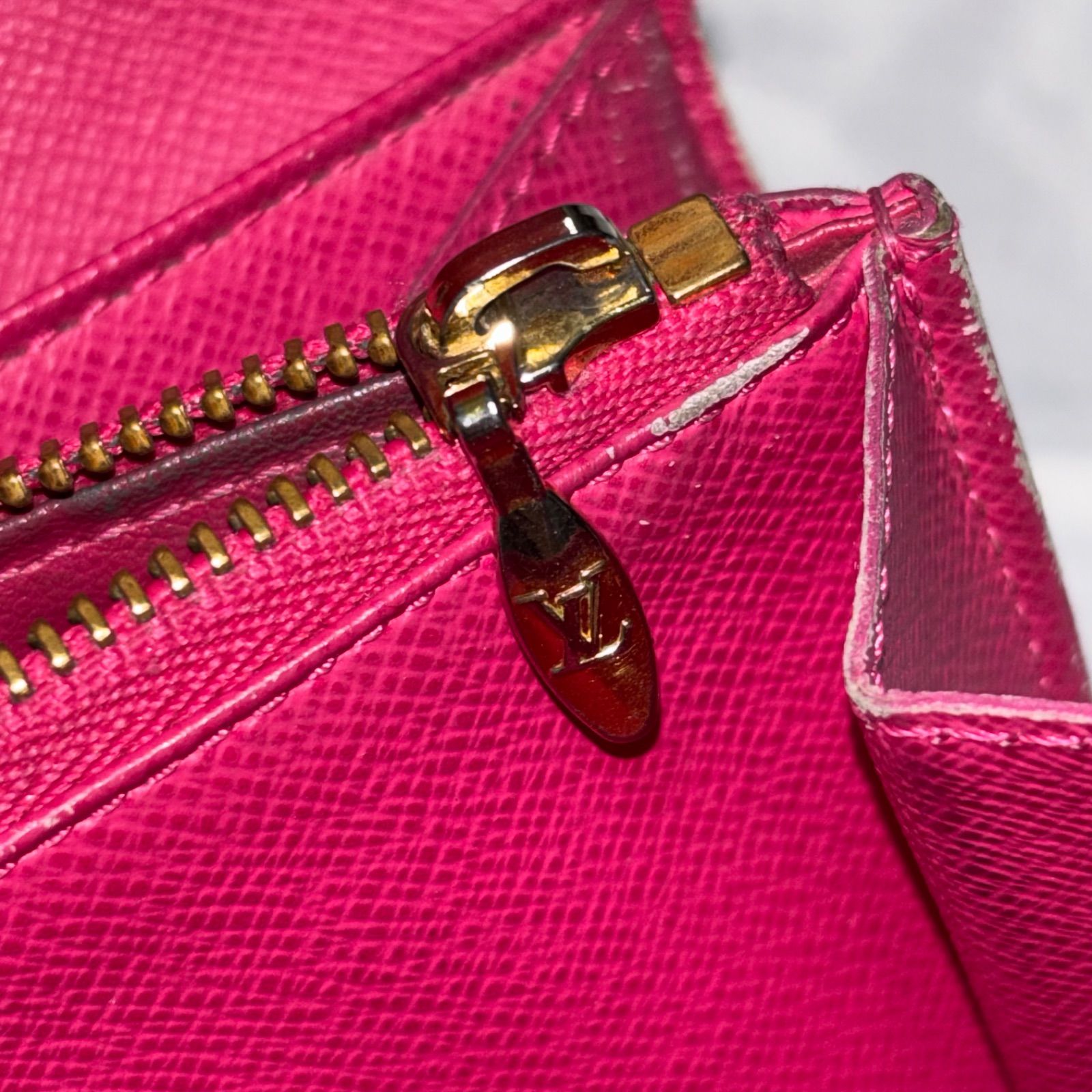 送料無料】Louis Vuitton/ルイヴィトン/ポルトフォイユサラ/長財布 