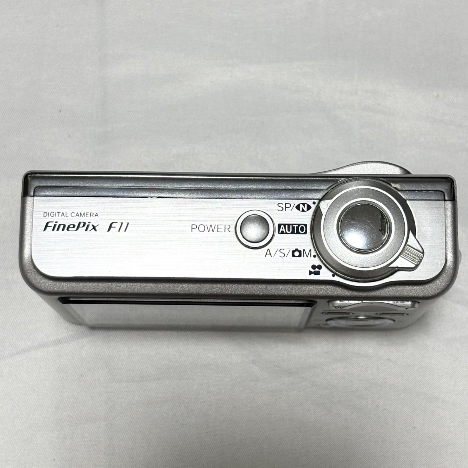 送料無料】FUJIFILM/フジフィルム/FinePix/ファインピックス/F11