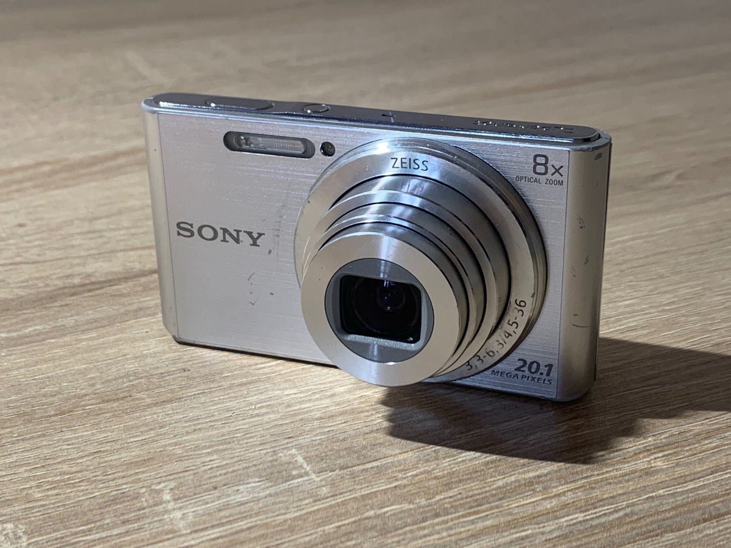 1220 Sony ソニー Cyber-shot DSC-W830 シルバー ジャンク品 デジカメ