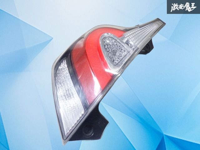 車 クラウンロイヤルGRS211 左 テールライト STANLEY 30-404