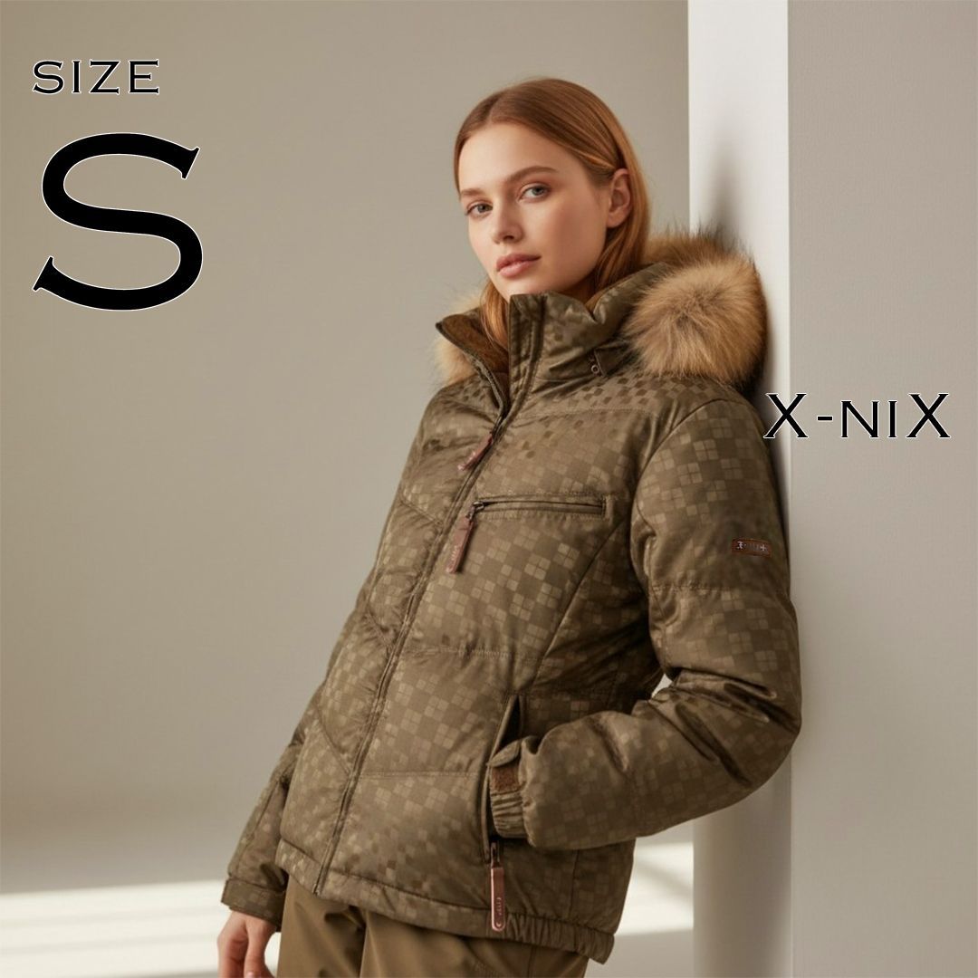 極美品】X-niXエクスニクス 格子総柄 高級リアルファー付 本格ダウン 
