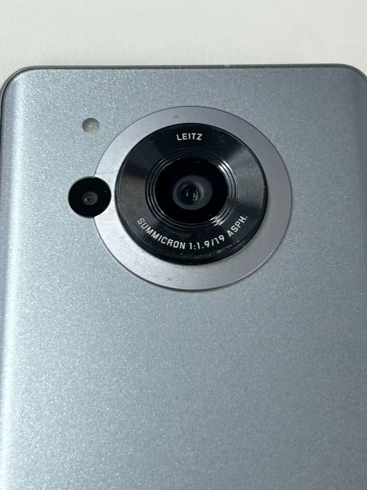 ジャンク品】AQUOS R7 256GB シルバー - メルカリ