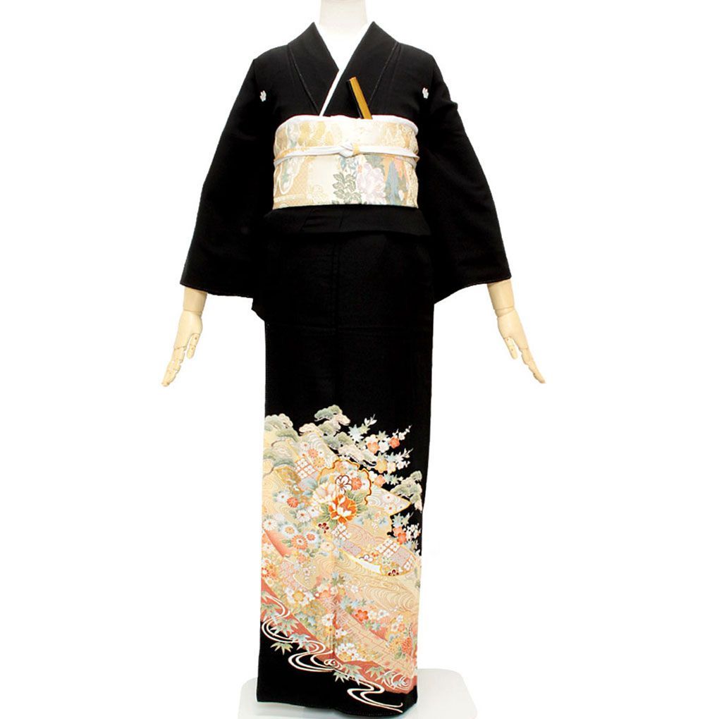 礼装用　黒留袖　金駒刺繍流水に松竹梅　着物単品　【結婚式、披露宴などの祝い事に】旧レンタル商品