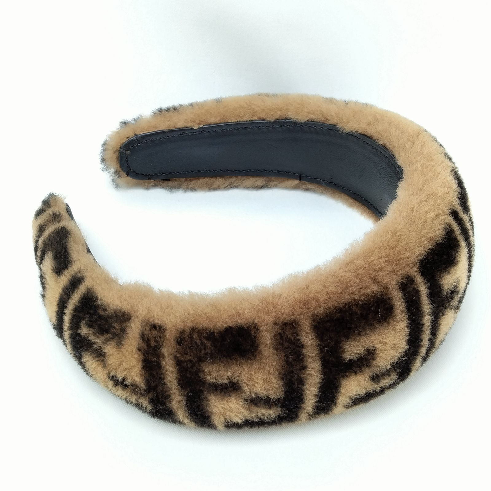 【美品】FENDI ズッカ柄 カチューシャ 39cm ✨️FENDI✨️フェンディ ズッカカチューシャ ブラウン もこもこ