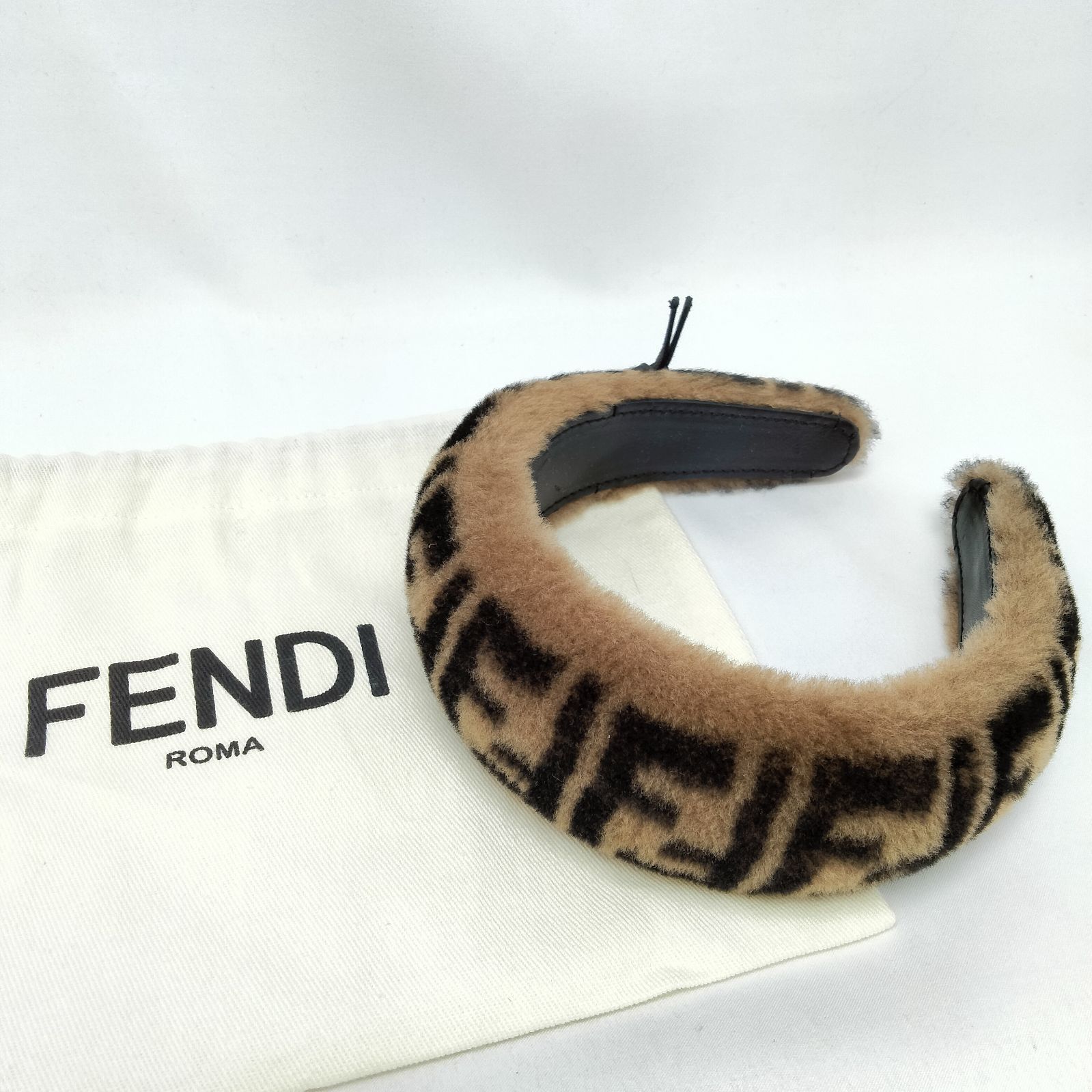 ✨️FENDI✨️フェンディ ズッカカチューシャ ブラウン もこもこ