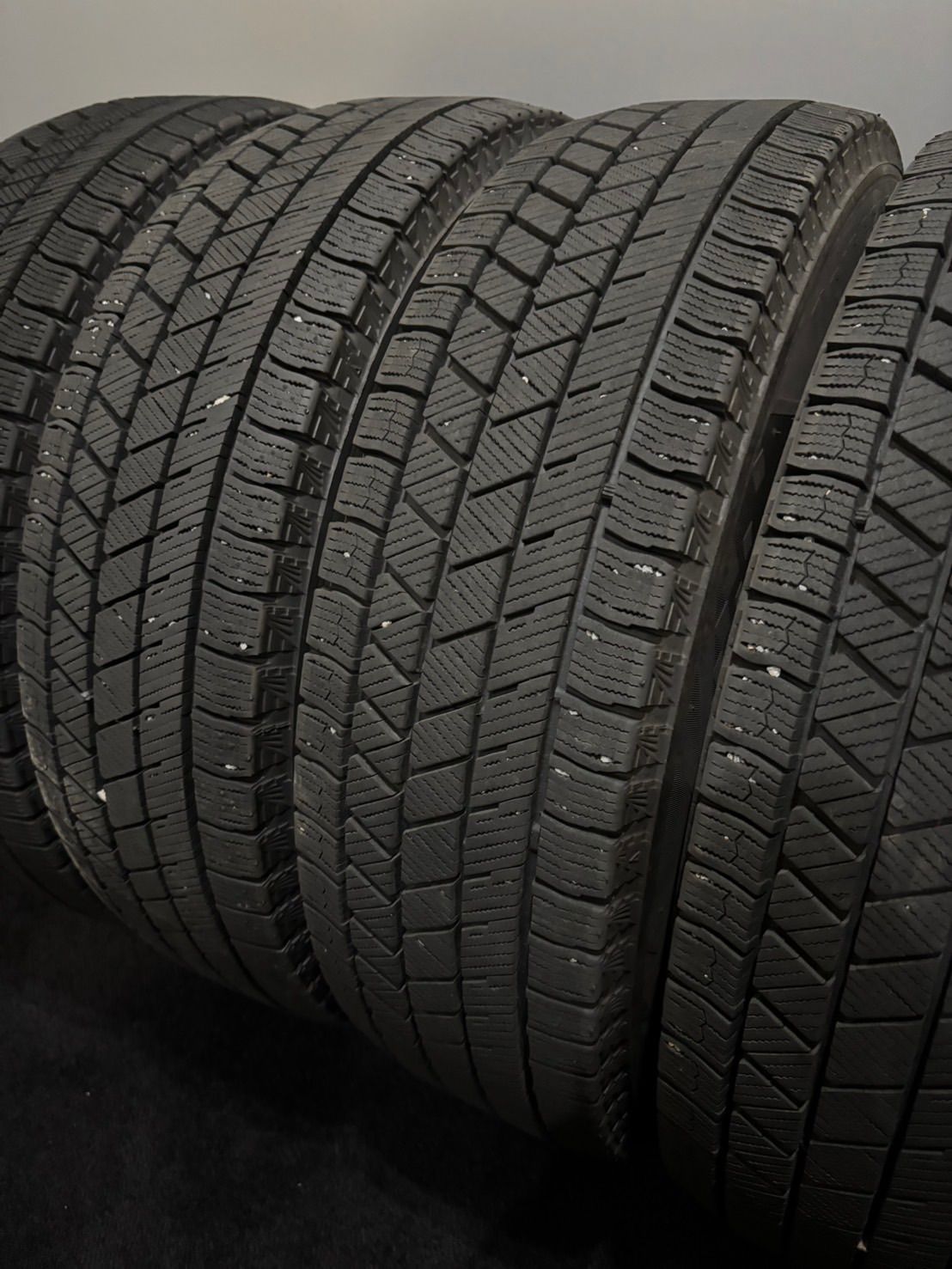 ★175/70R14 BRIDGESTONE/VRX3 24年製 スタッドレス 4本 ブリヂストン ブリザック アクア ヤリス フィット ヴィッツ (3-M408)