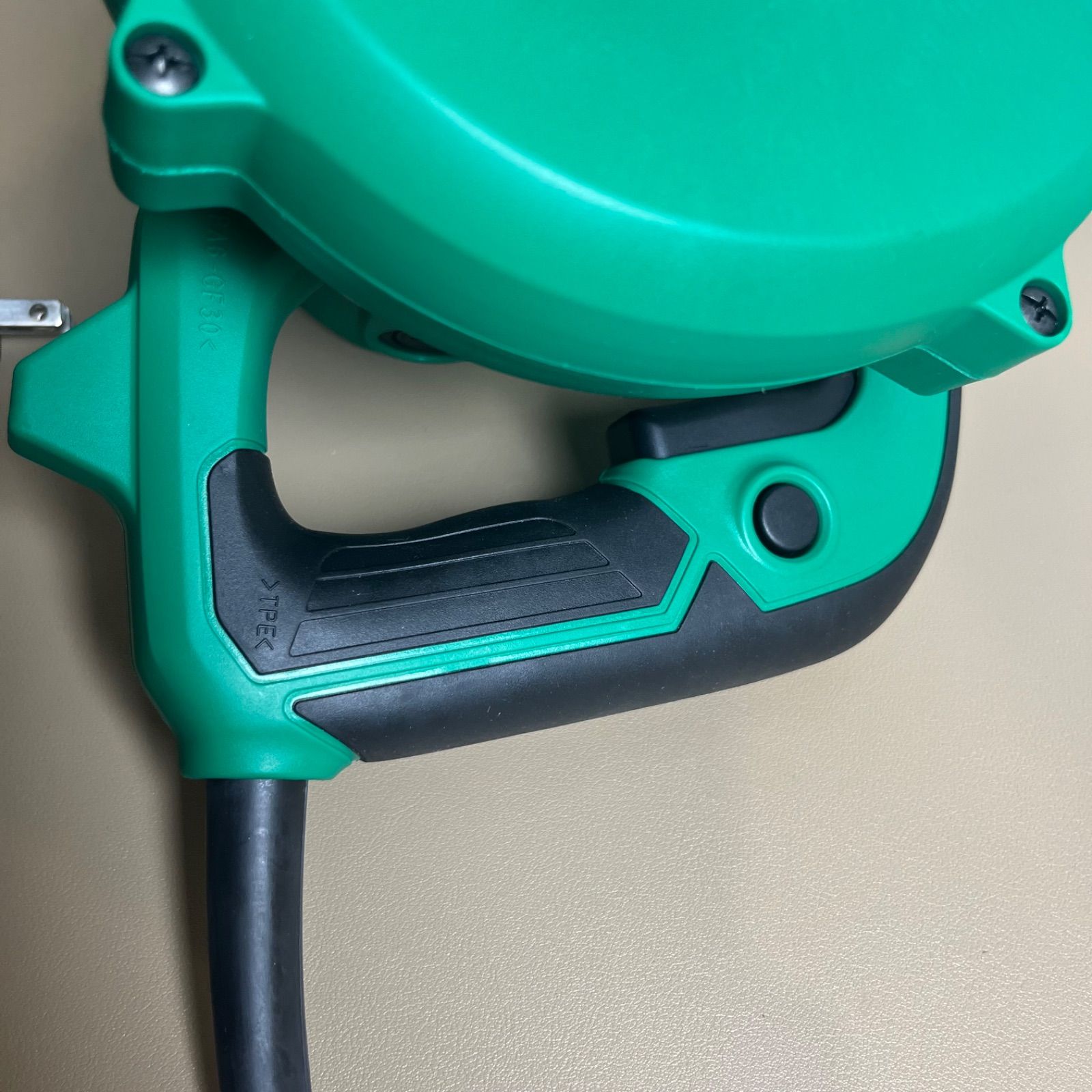 美品】マキタ(Makita) ブロワ MUB401 - メルカリ 美品】マキタ(Makita) ブロワ MUB401 - メルカリ