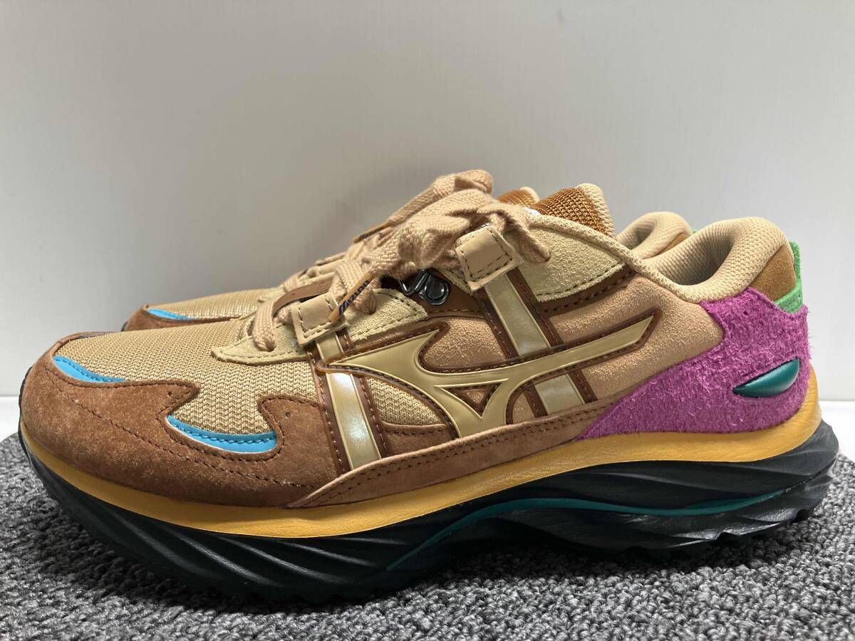 美品 箱付き☆ MIZUNO × DIGAWELミズノ「WAVE RIDER β DIGAWEL」型番 
